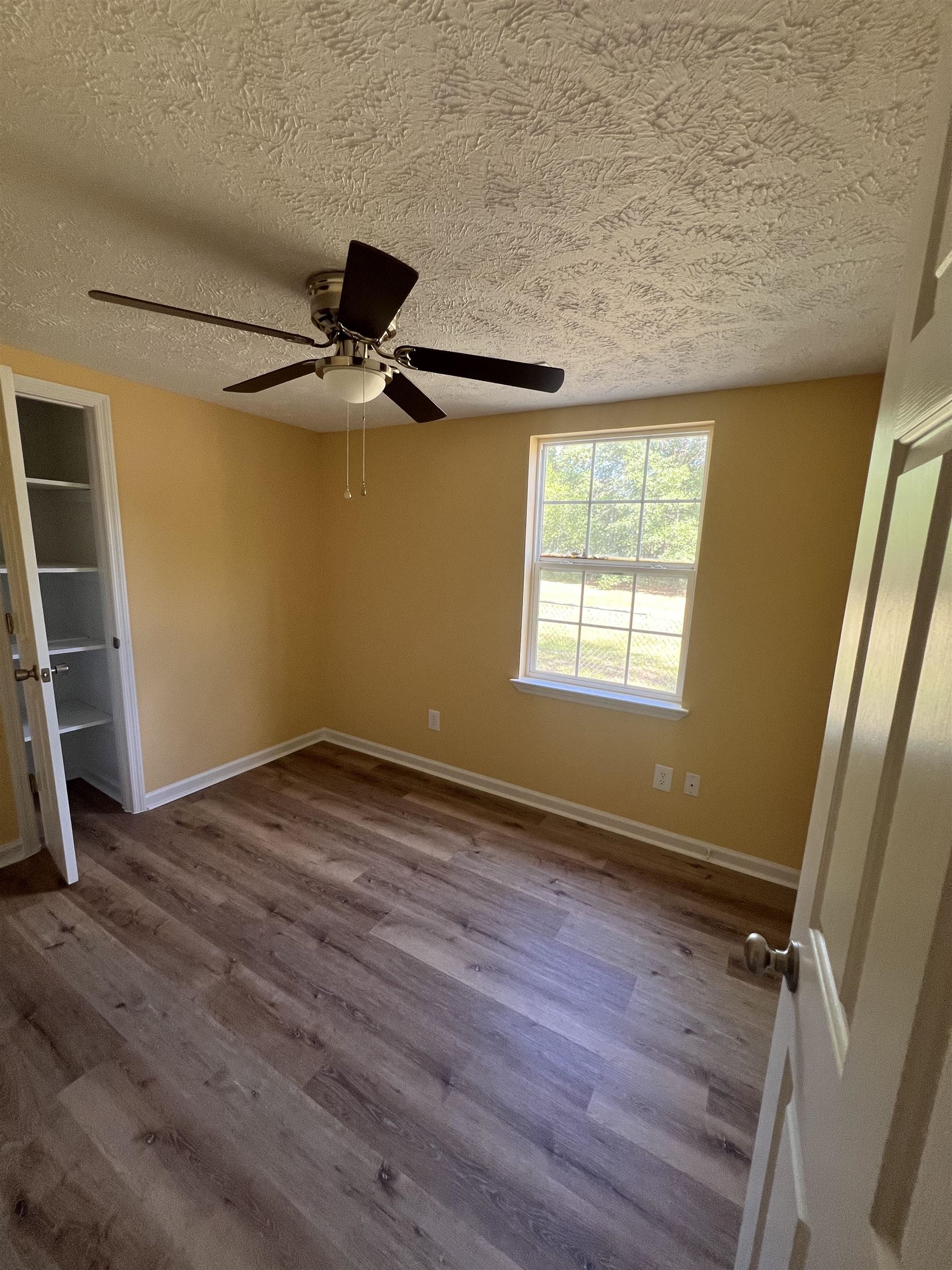 1714 Ward Circle Property Photo 6