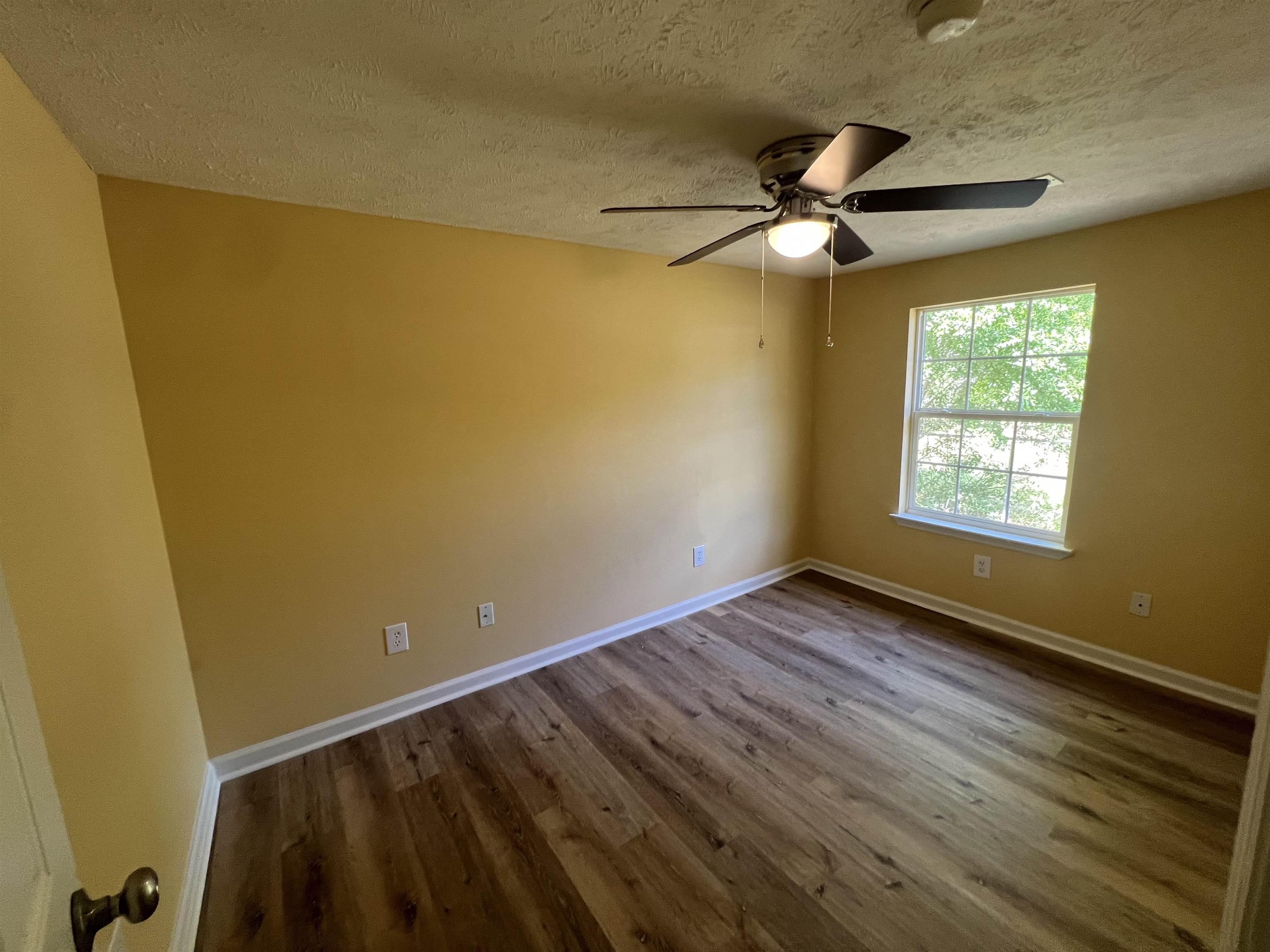 1714 Ward Circle Property Photo 8