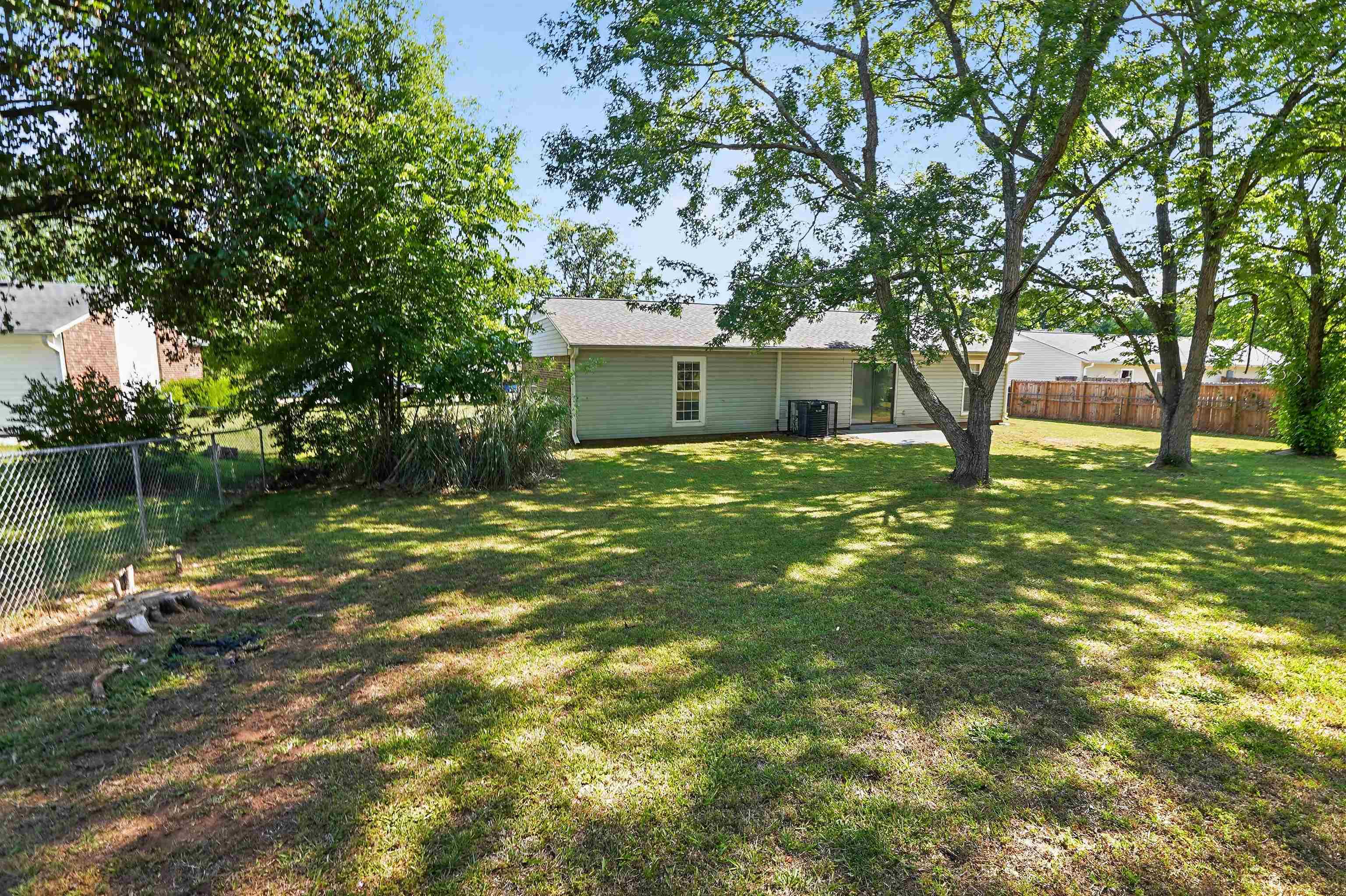 108 Sedgefield Ct Property Photo 3