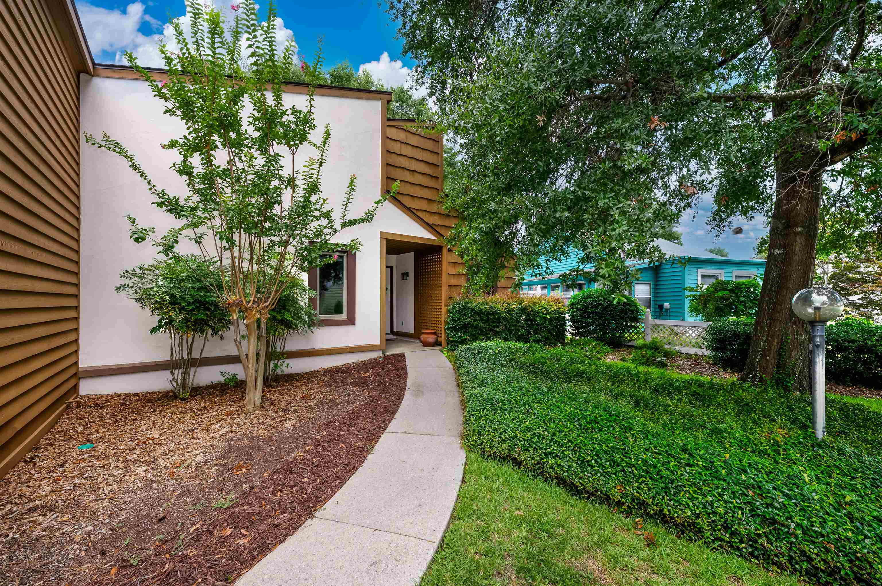 623 Rosemary Ln. Property Photo 1