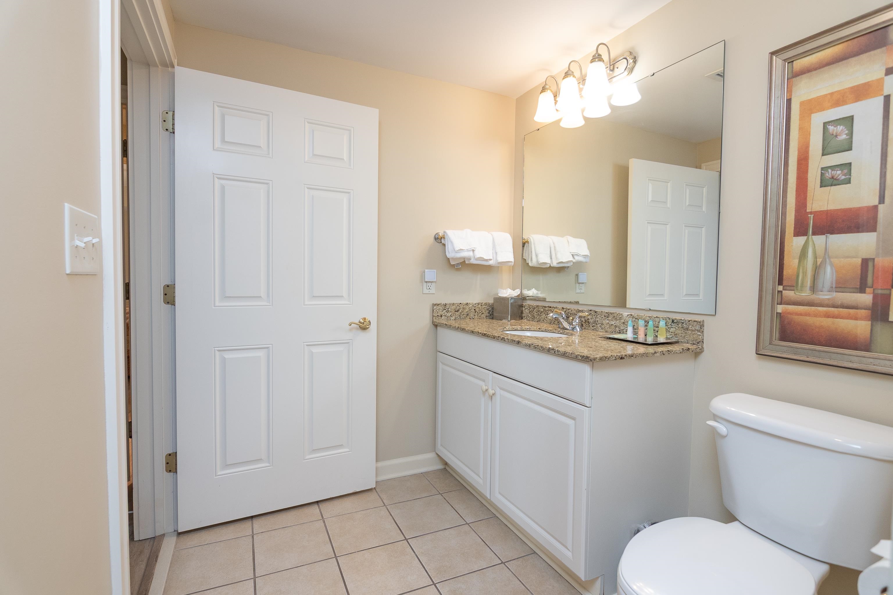 9994 Beach Club Dr. Property Photo 29