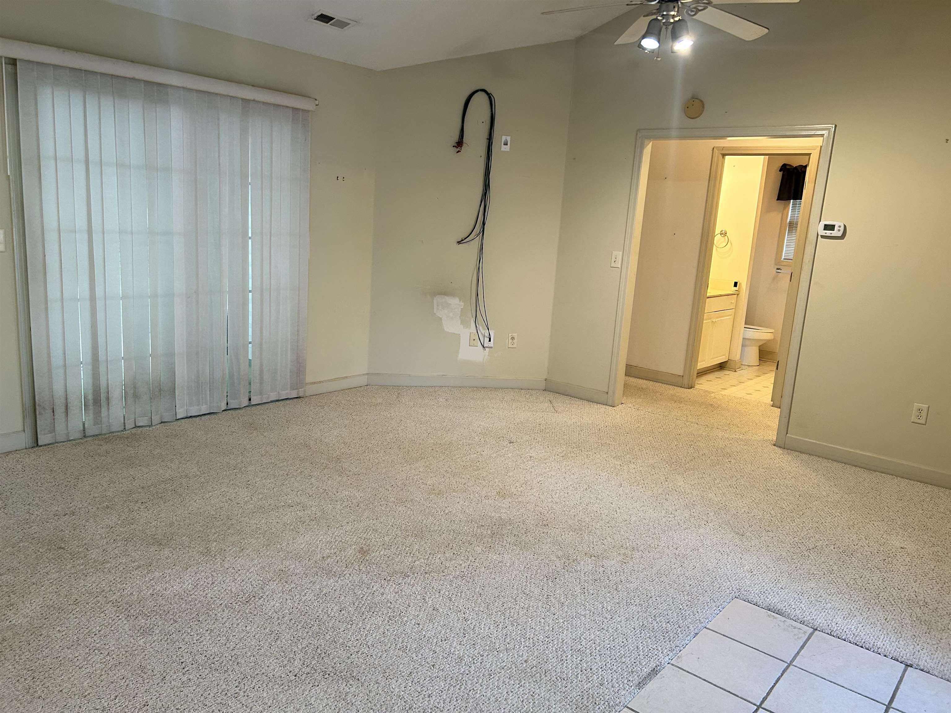 136 Ashworth Dr. Property Photo 8