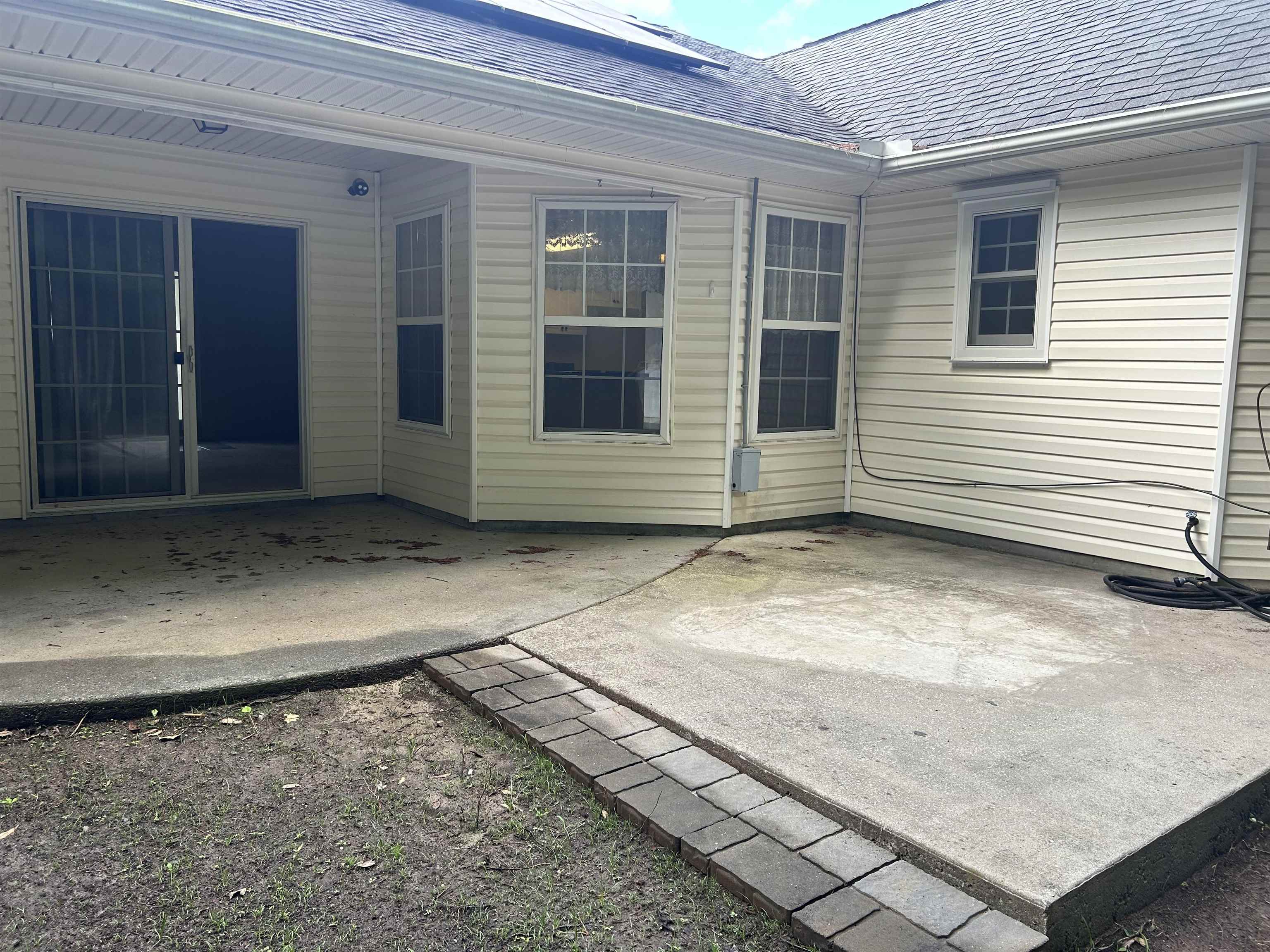 136 Ashworth Dr. Property Photo 16