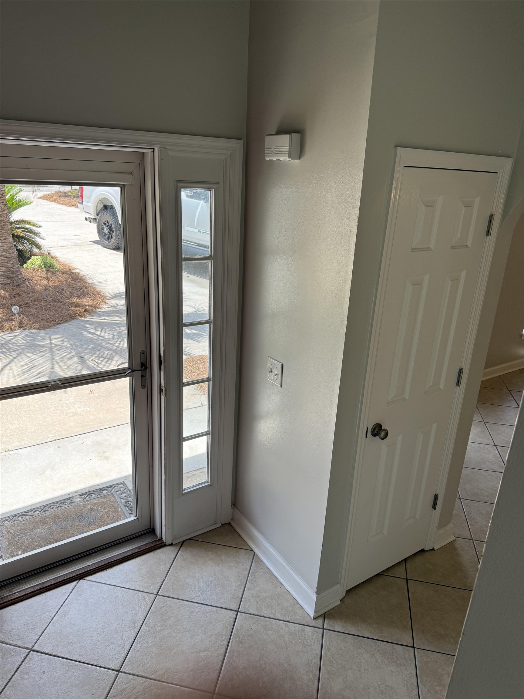 1444a Bessant Ave. Property Photo 5