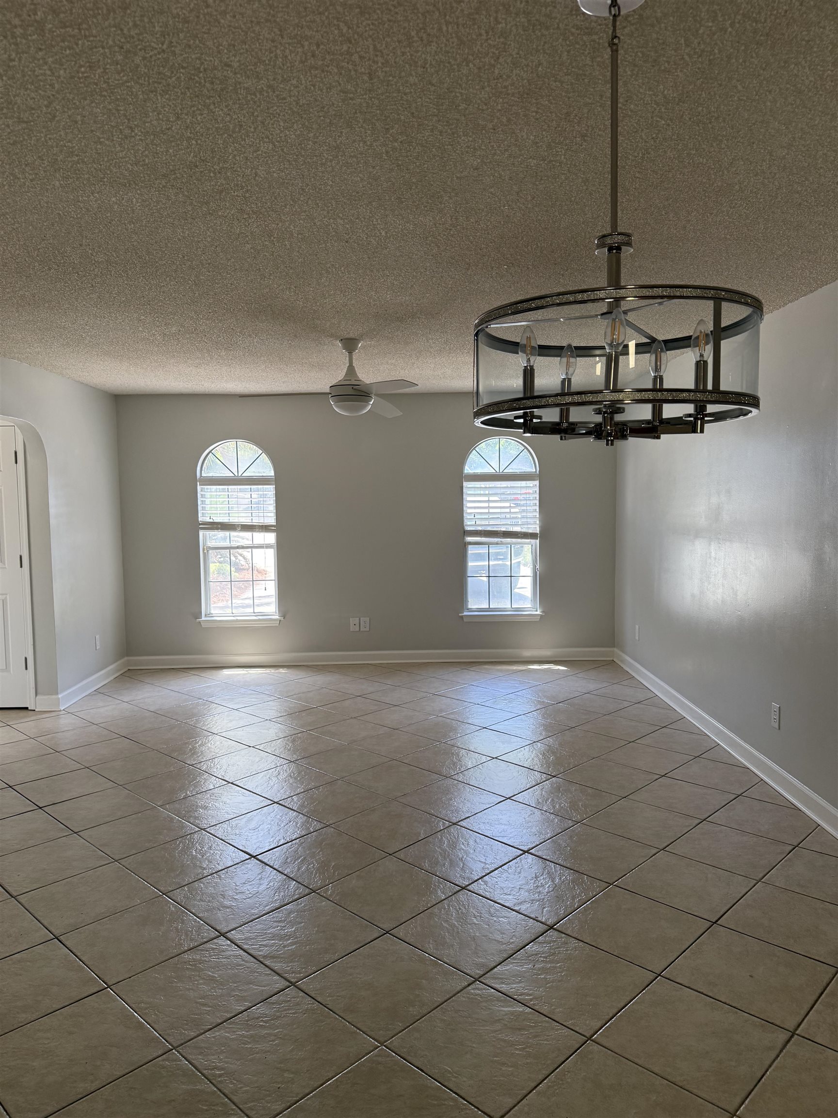 1444a Bessant Ave. Property Photo 6