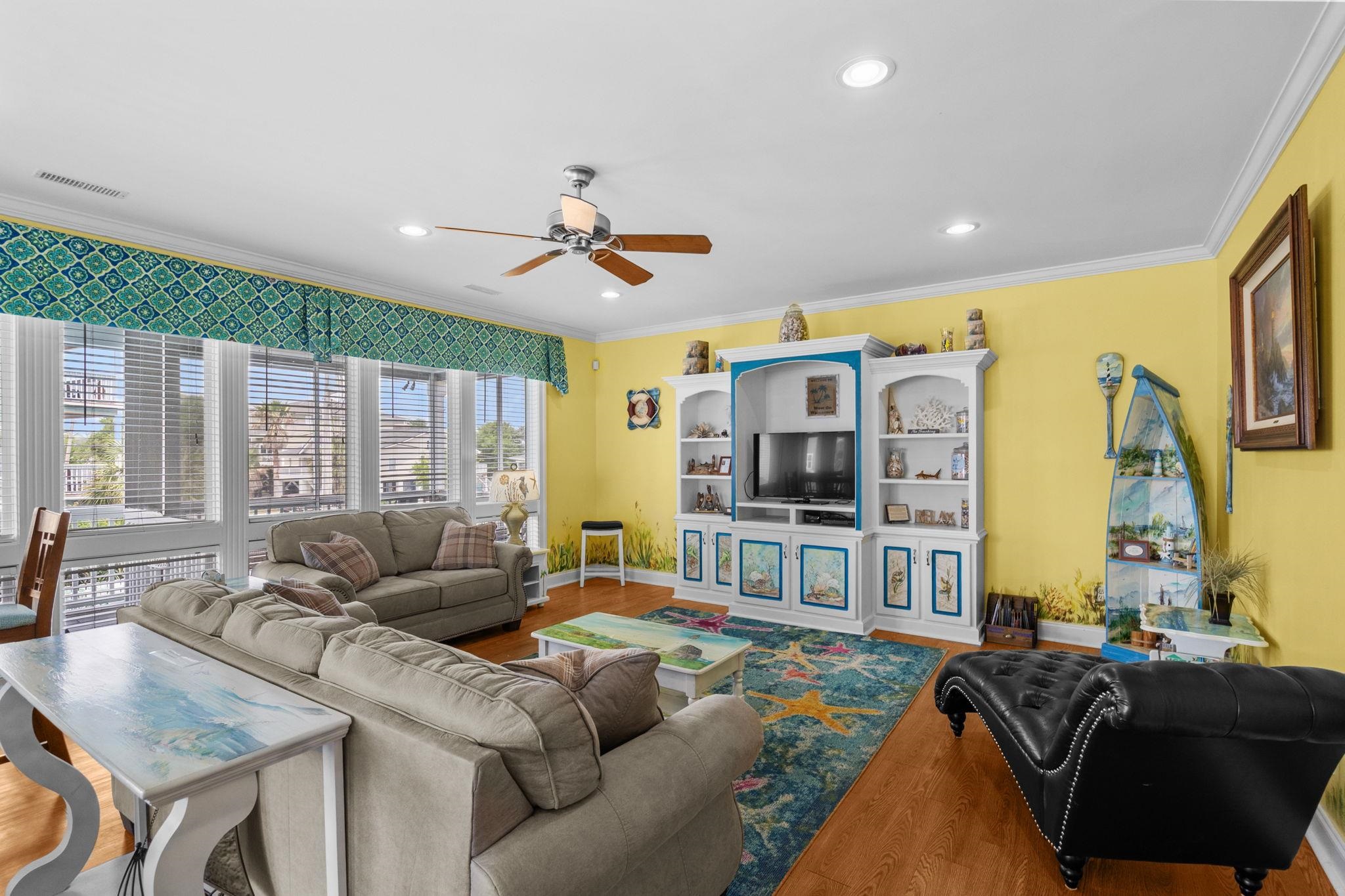 1217 N Waccamaw Dr. Property Photo 11