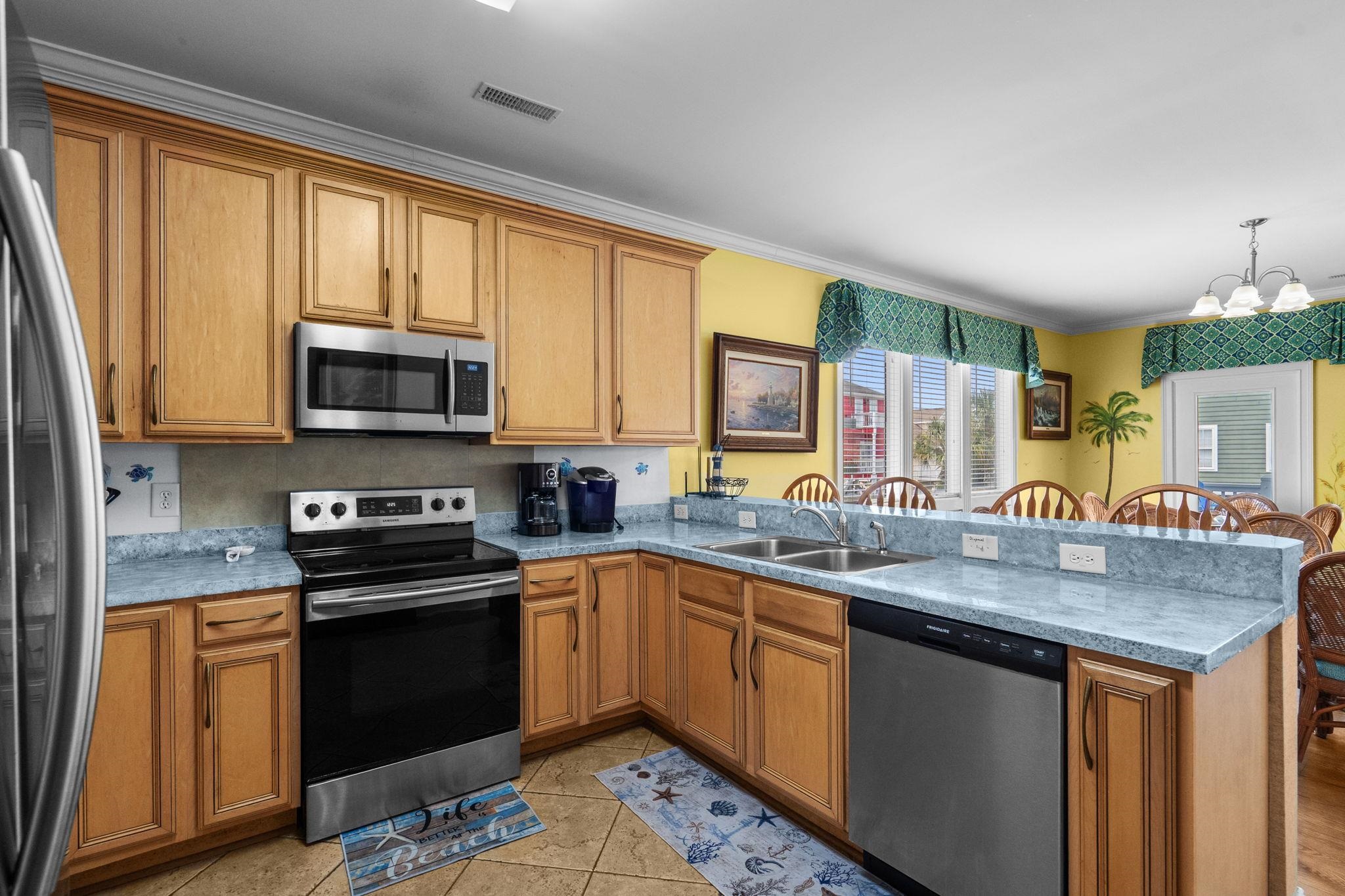 1217 N Waccamaw Dr. Property Photo 18