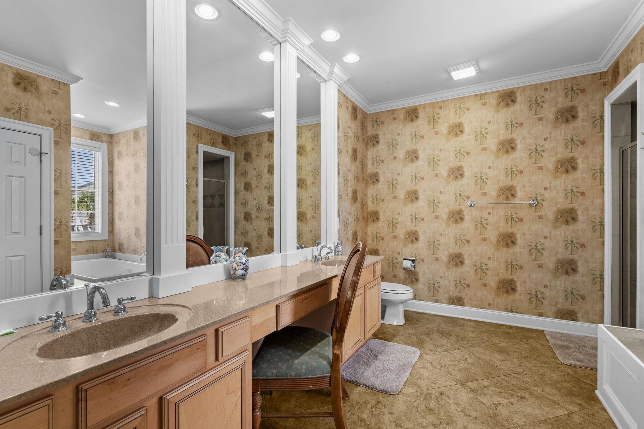 1217 N Waccamaw Dr. Property Photo 32