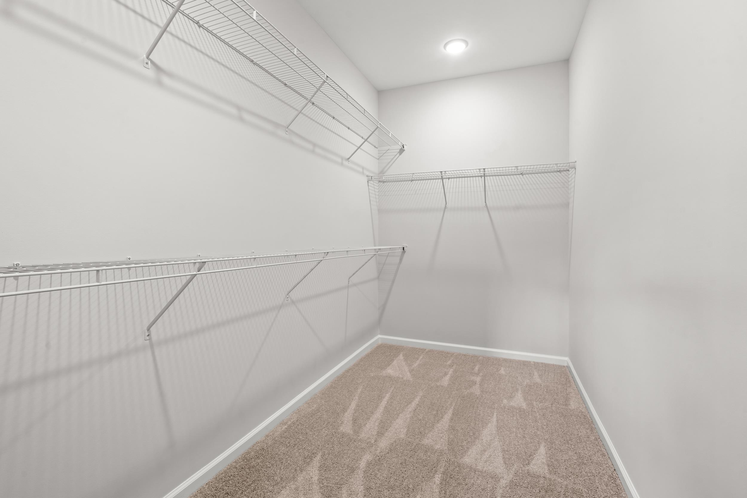 190 Stillbrook Dr. Property Photo 10