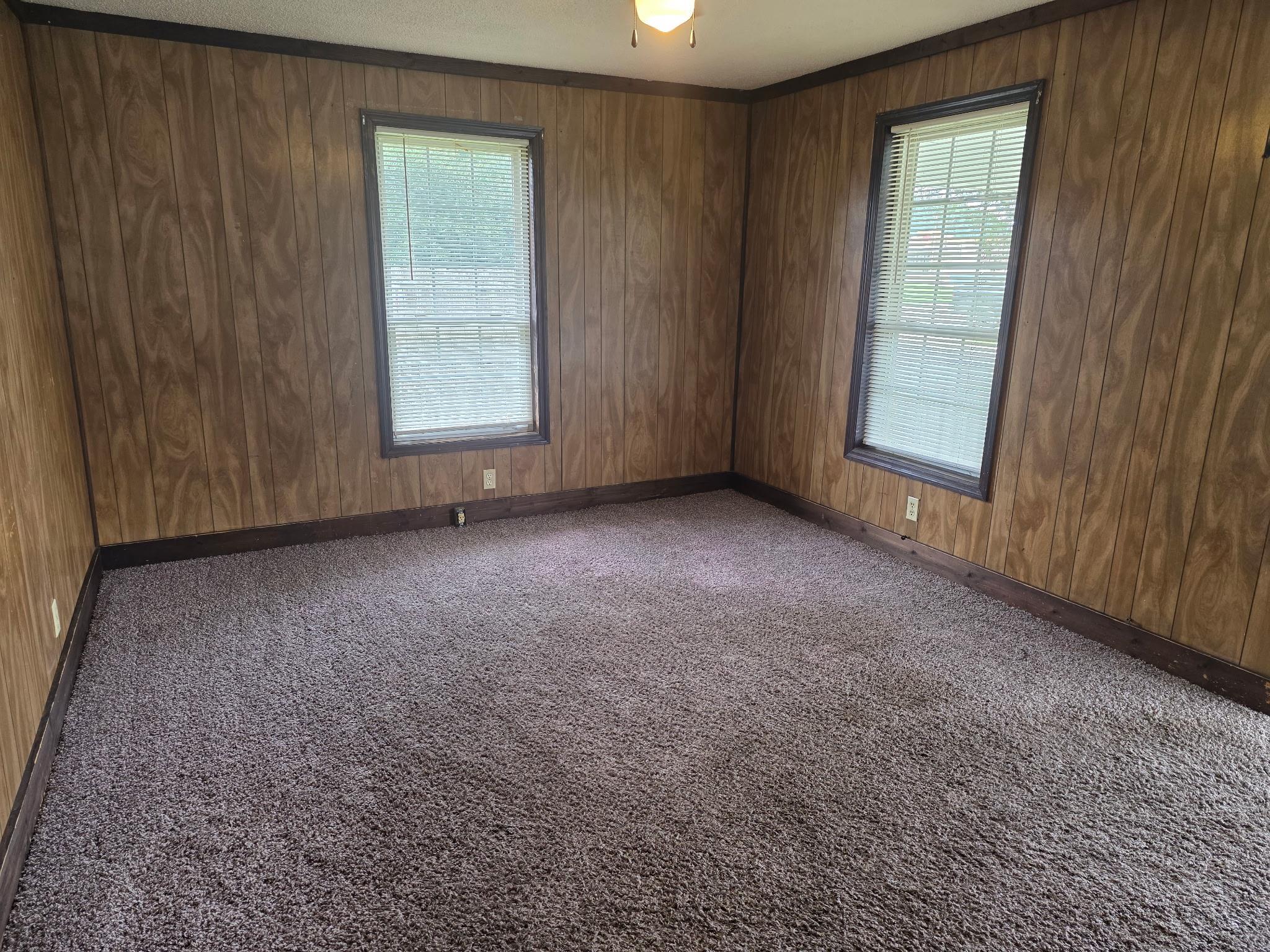 516 Gapway St. Property Photo 9