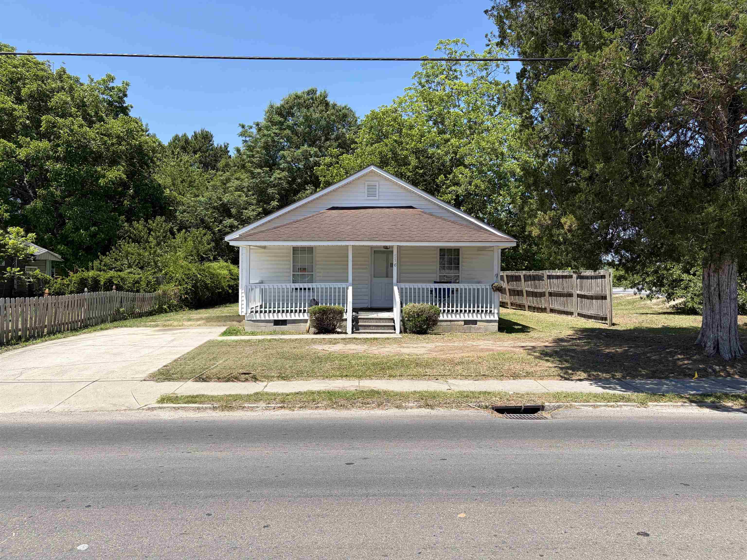 516 Gapway St. Property Photo 18