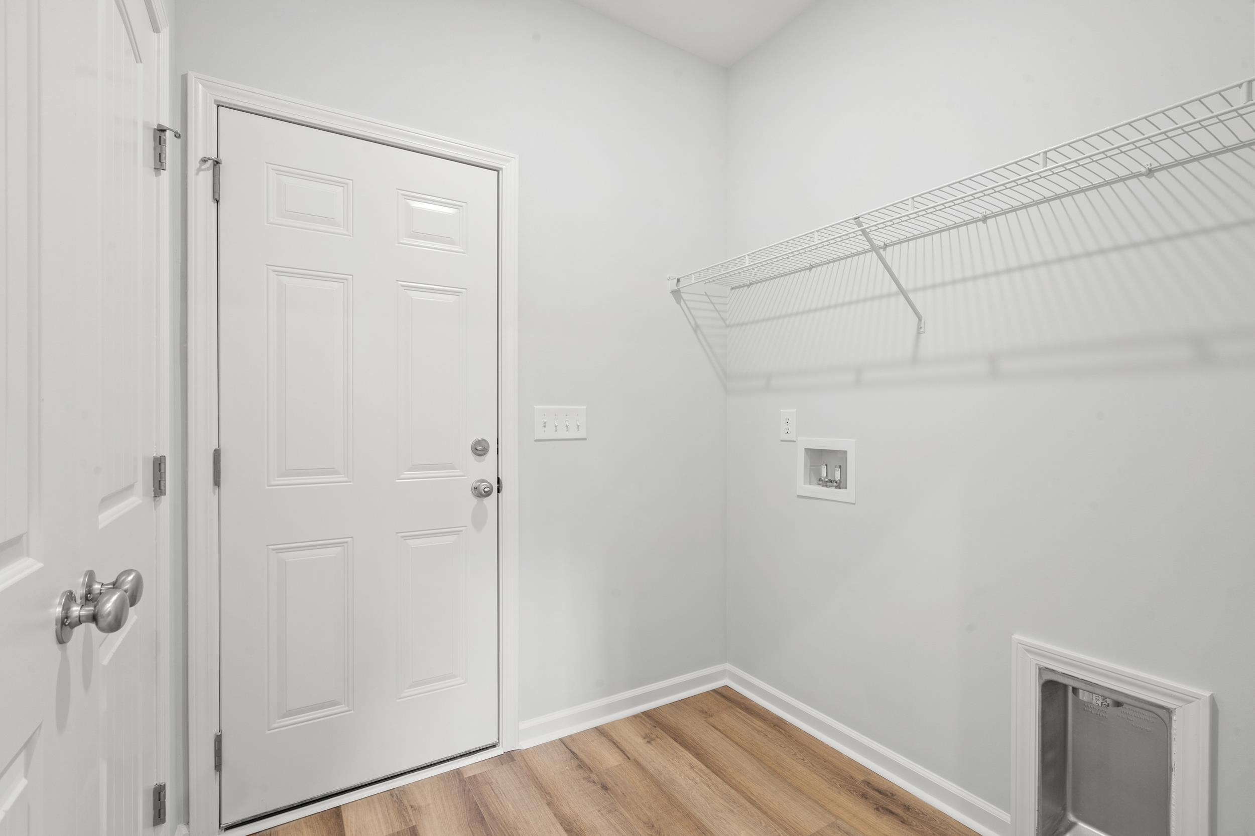186 Stillbrook Dr. Property Photo 4