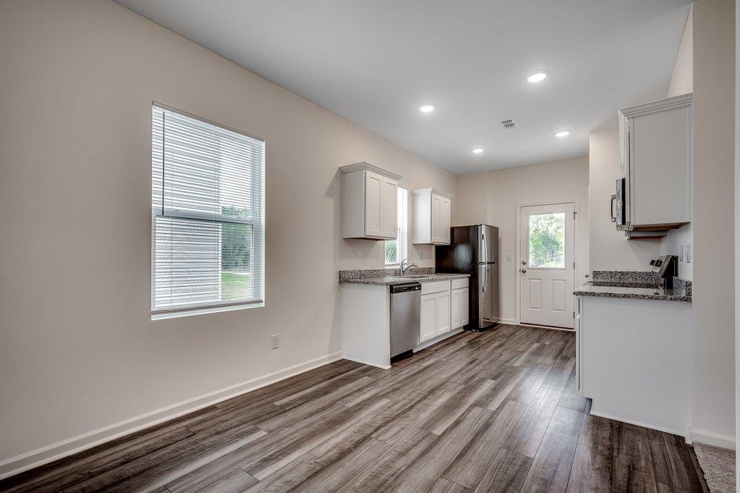 627 Muster Field Ct. Property Photo 3