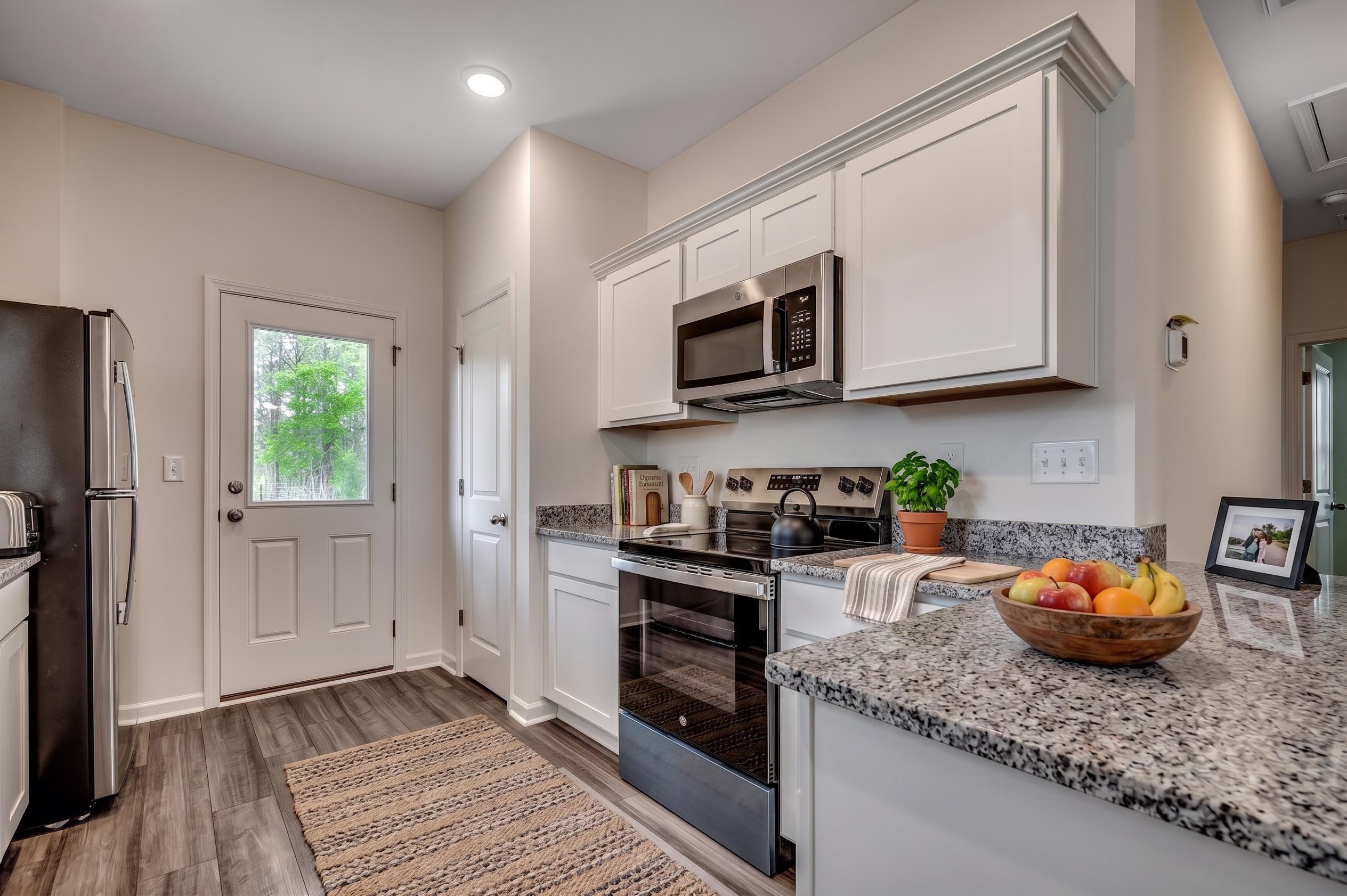627 Muster Field Ct. Property Photo 7
