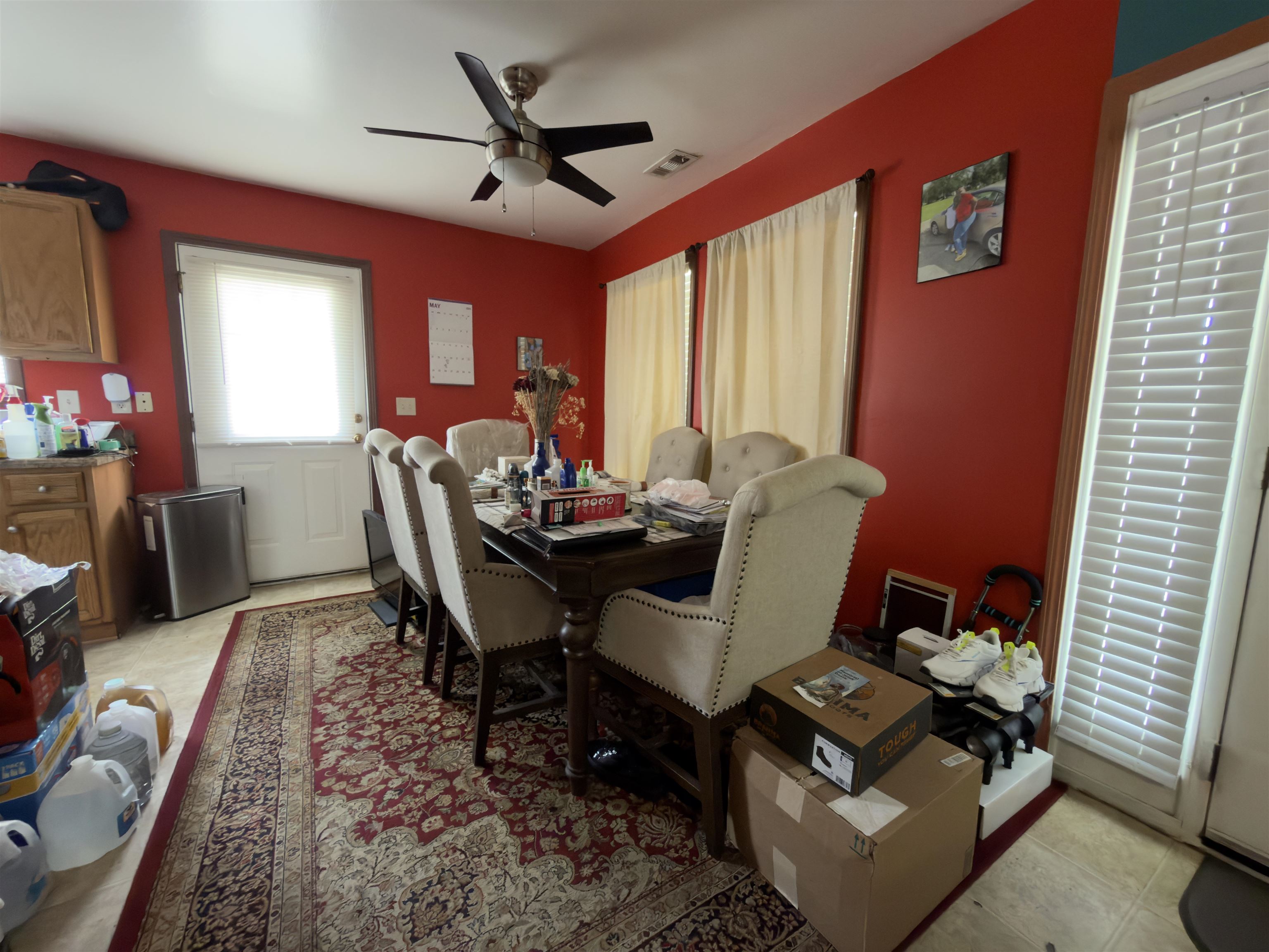 521 Bond St. Property Photo 5