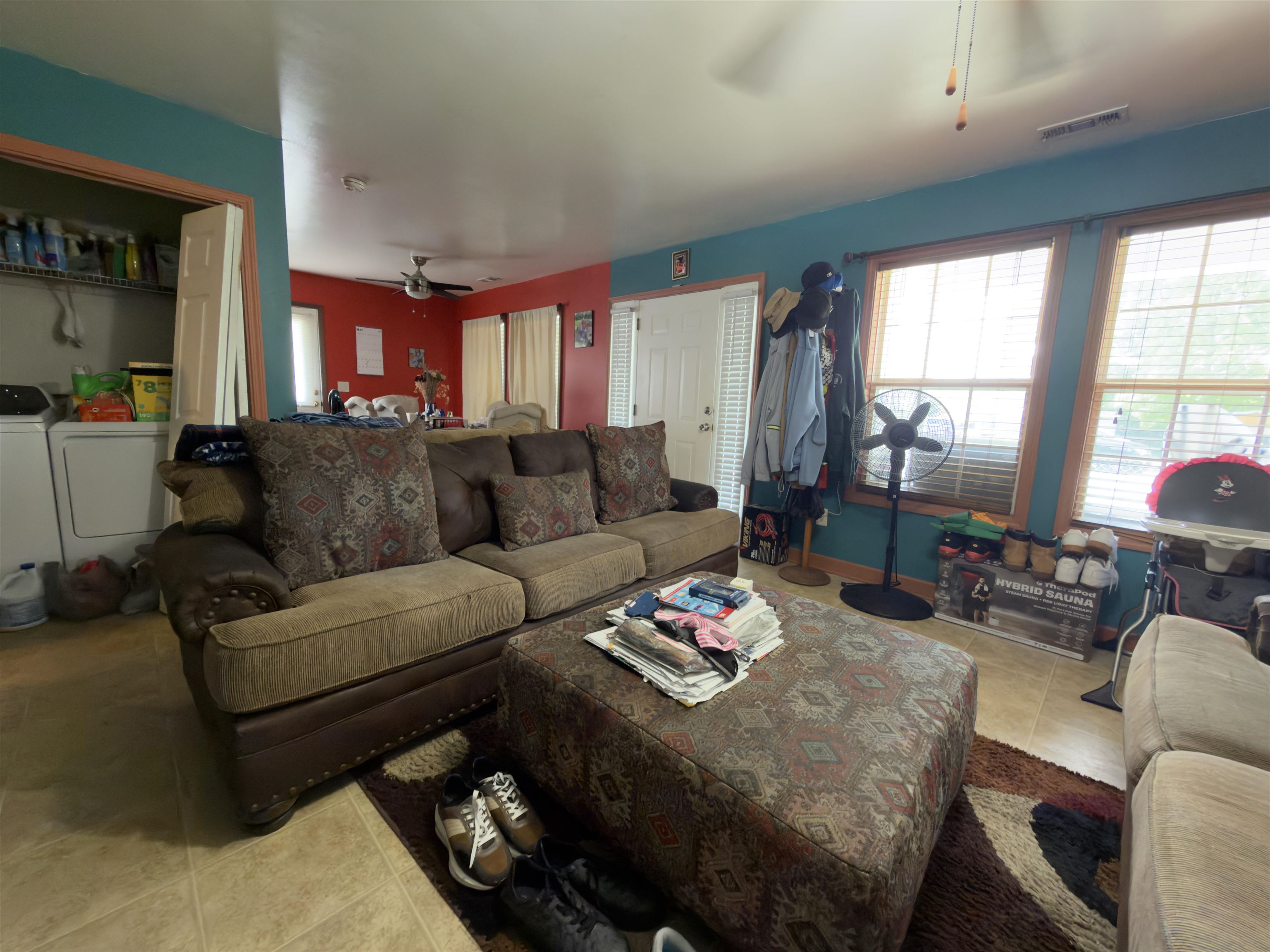 521 Bond St. Property Photo 6