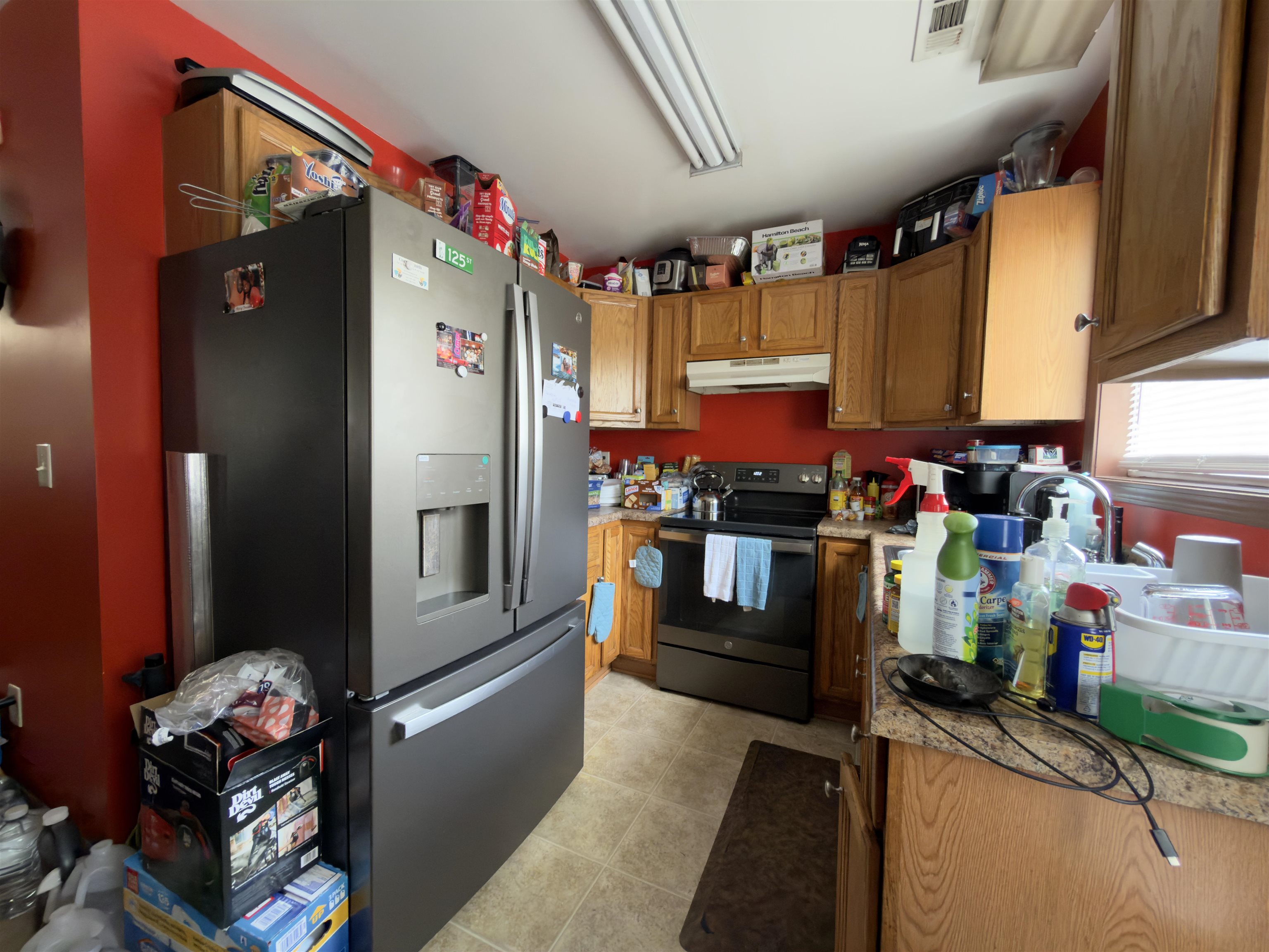 521 Bond St. Property Photo 8