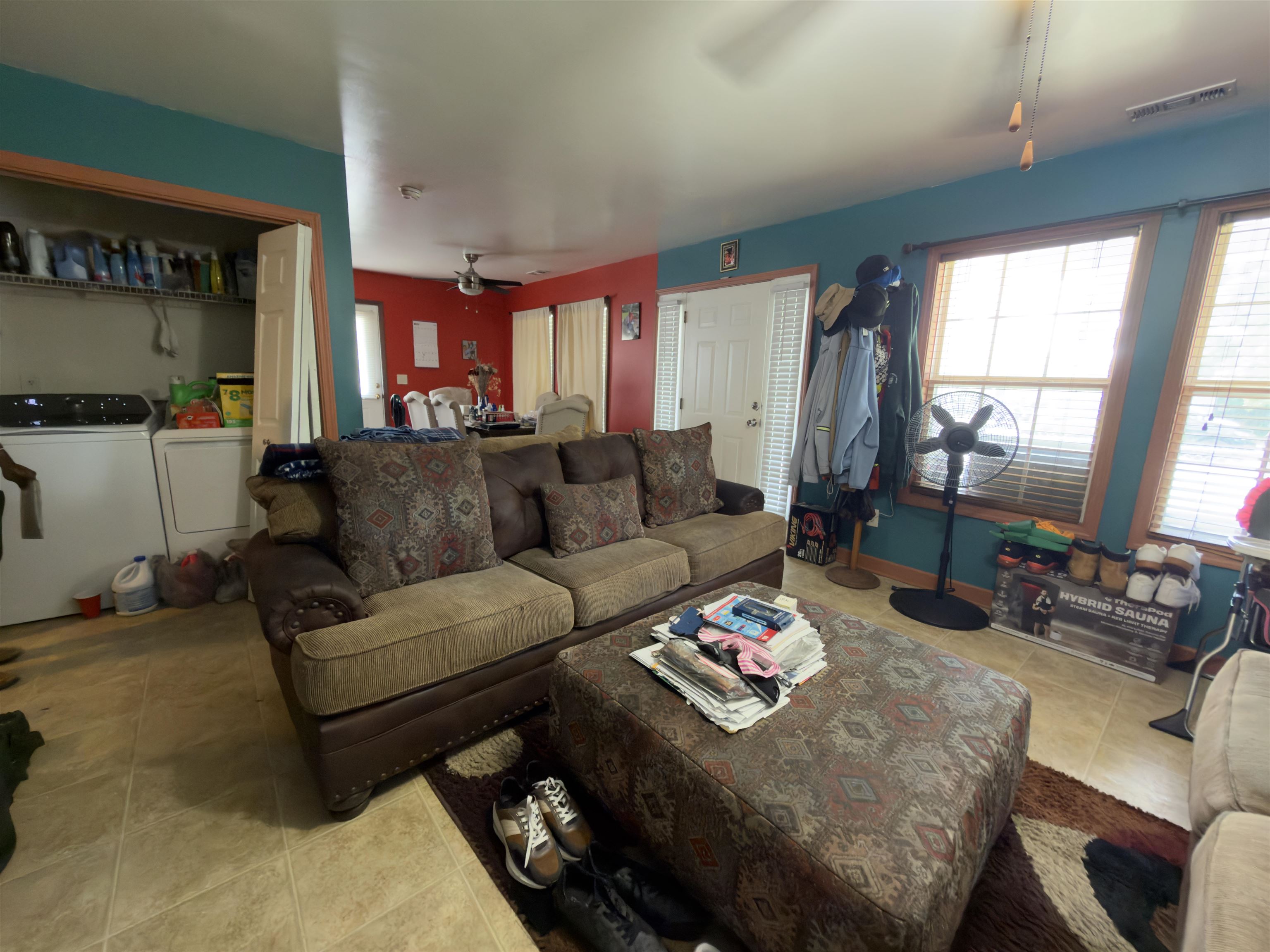 521 Bond St. Property Photo 10