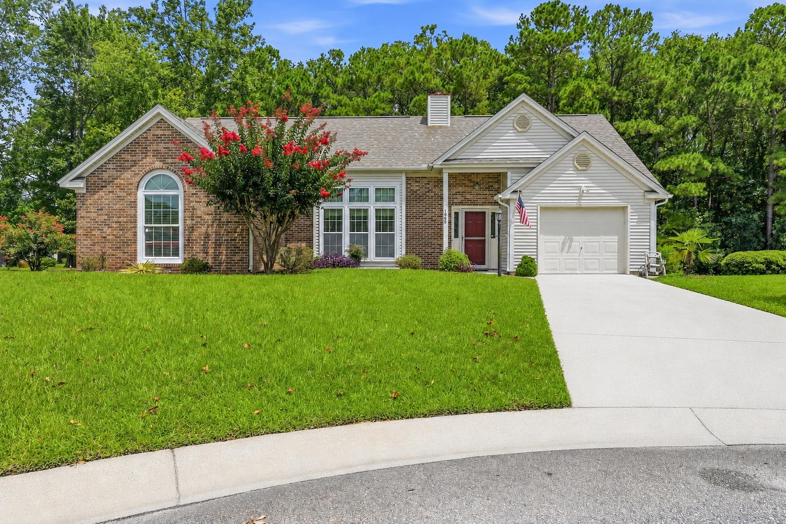 1905 Starling Ct. Property Photo 1