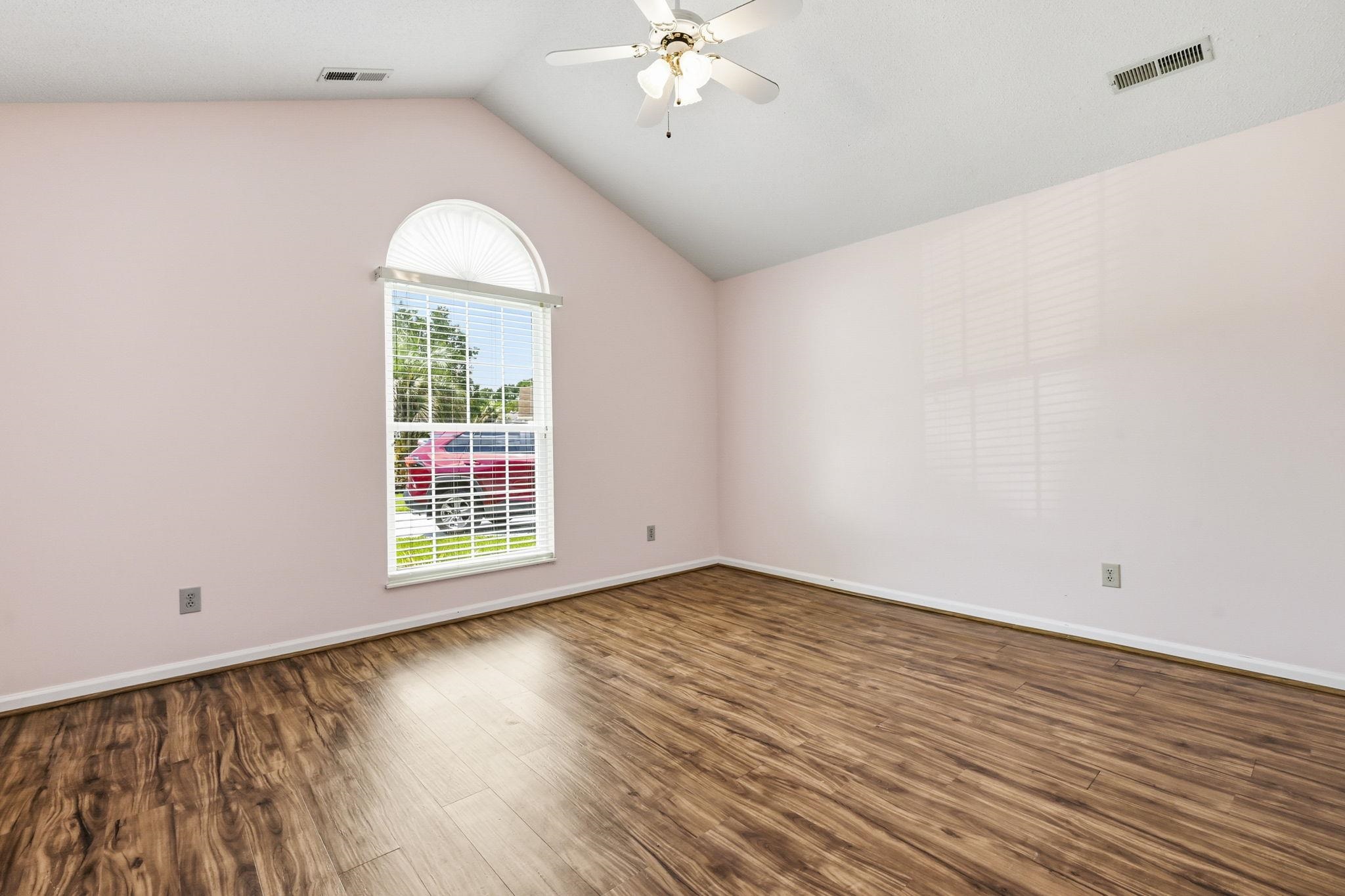 1905 Starling Ct. Property Photo 27