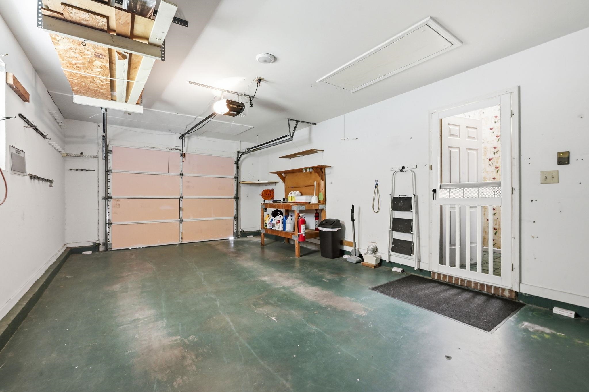 1905 Starling Ct. Property Photo 29