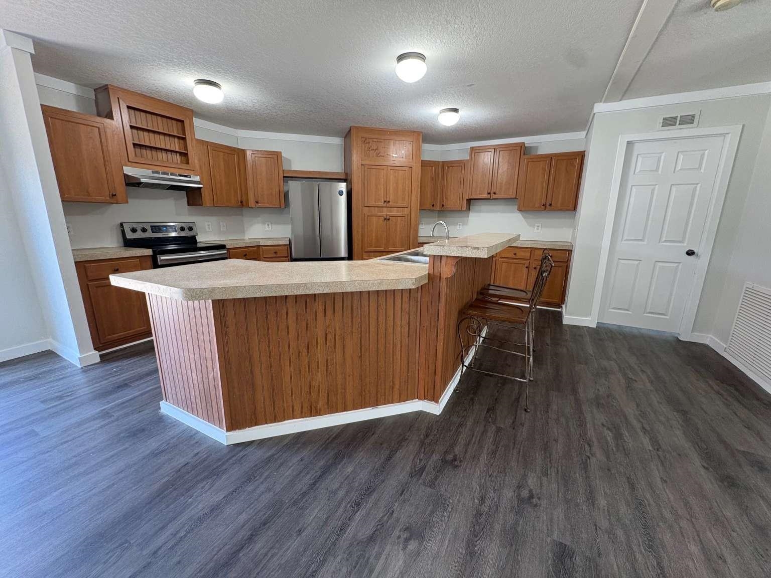 1660 Nathan Dr. Property Photo 23