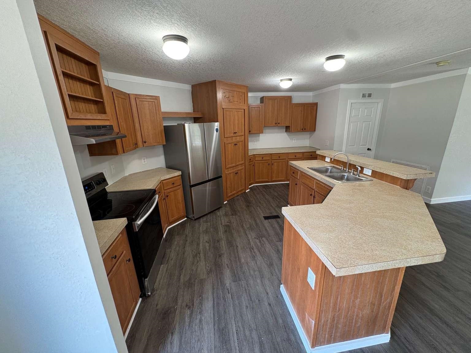 1660 Nathan Dr. Property Photo 24