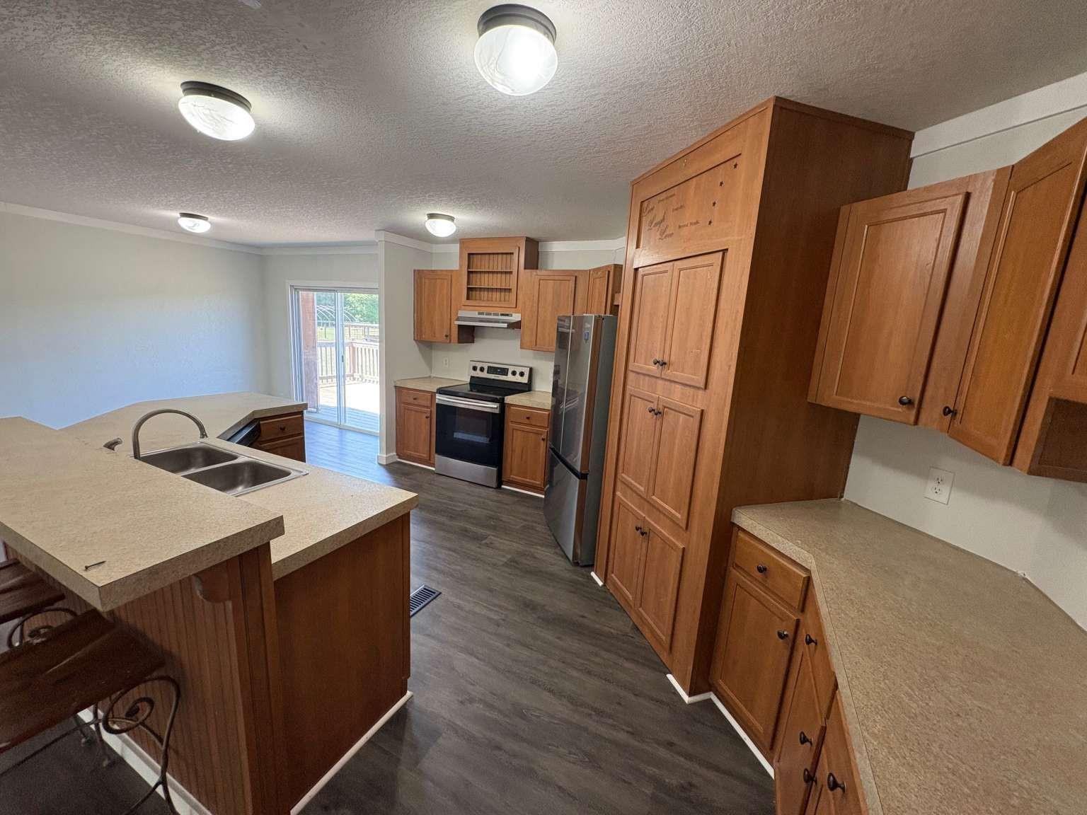 1660 Nathan Dr. Property Photo 27