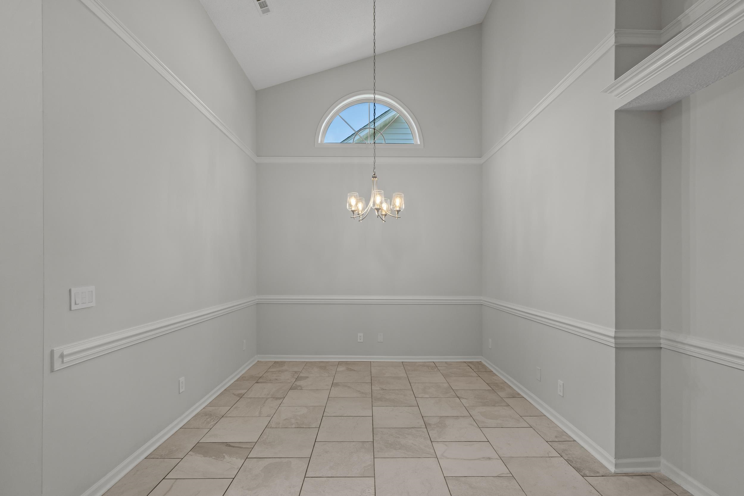 2119 Wentworth Dr. Property Photo 10