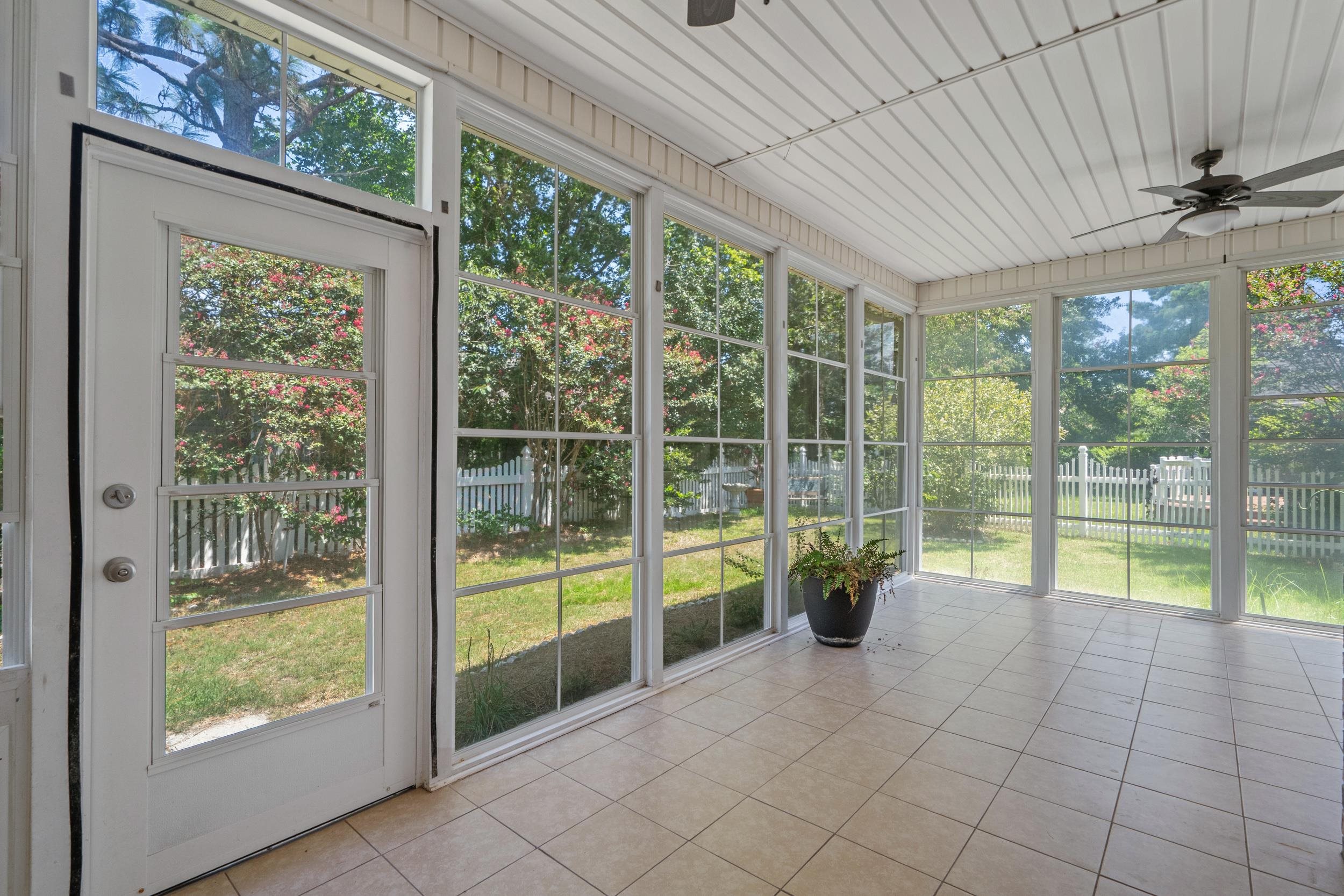 2119 Wentworth Dr. Property Photo 22