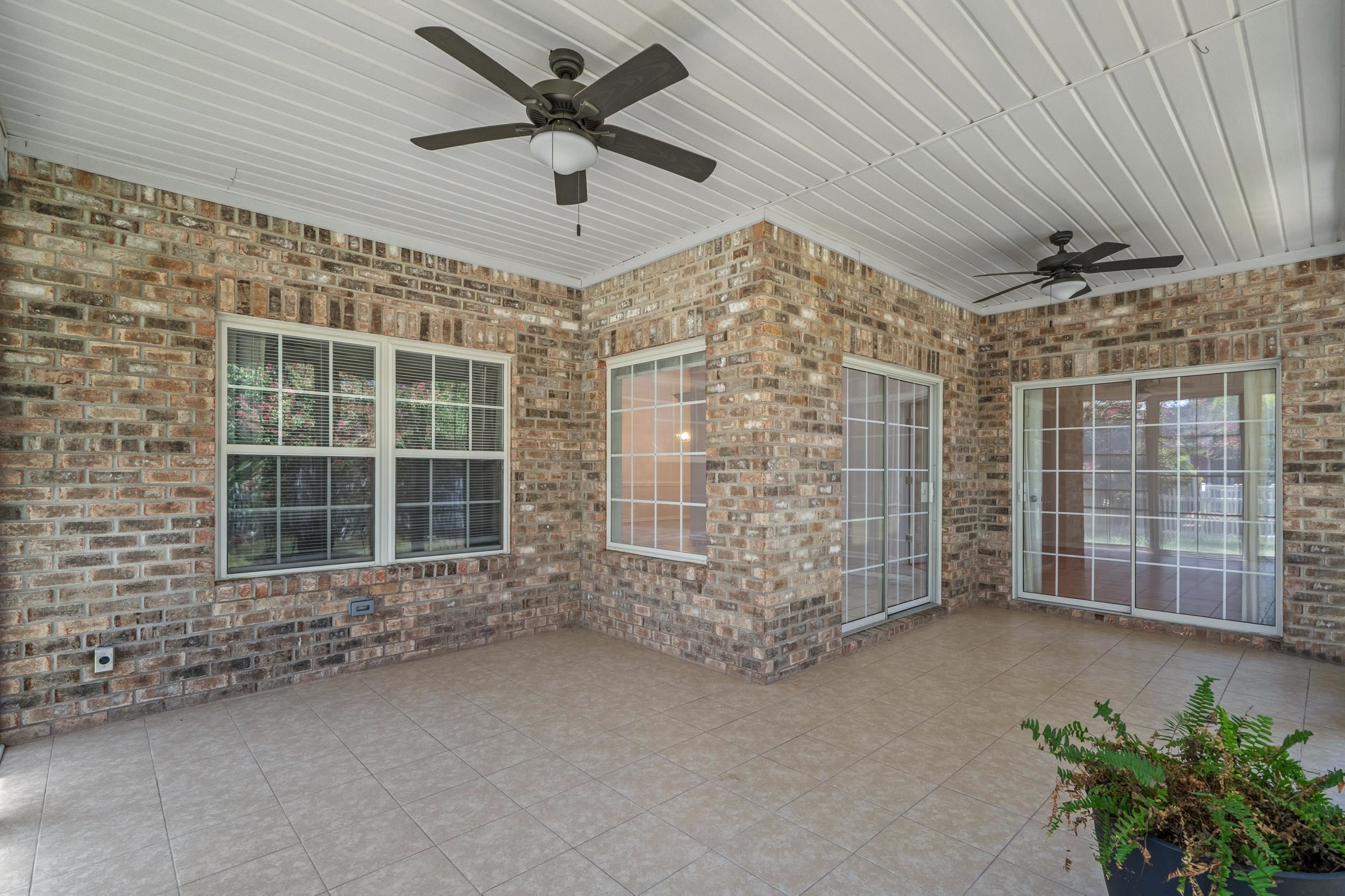 2119 Wentworth Dr. Property Photo 23