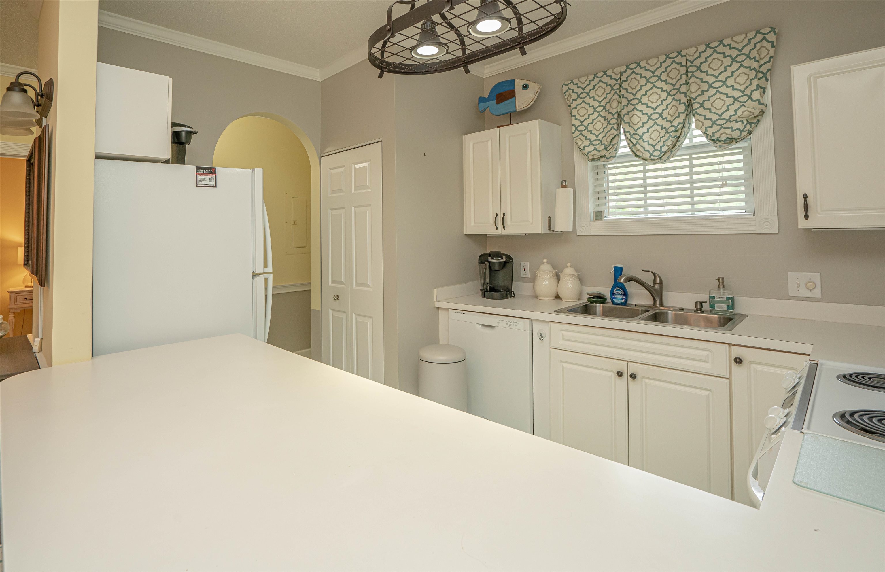 4241 Hibiscus Dr. Property Photo 6