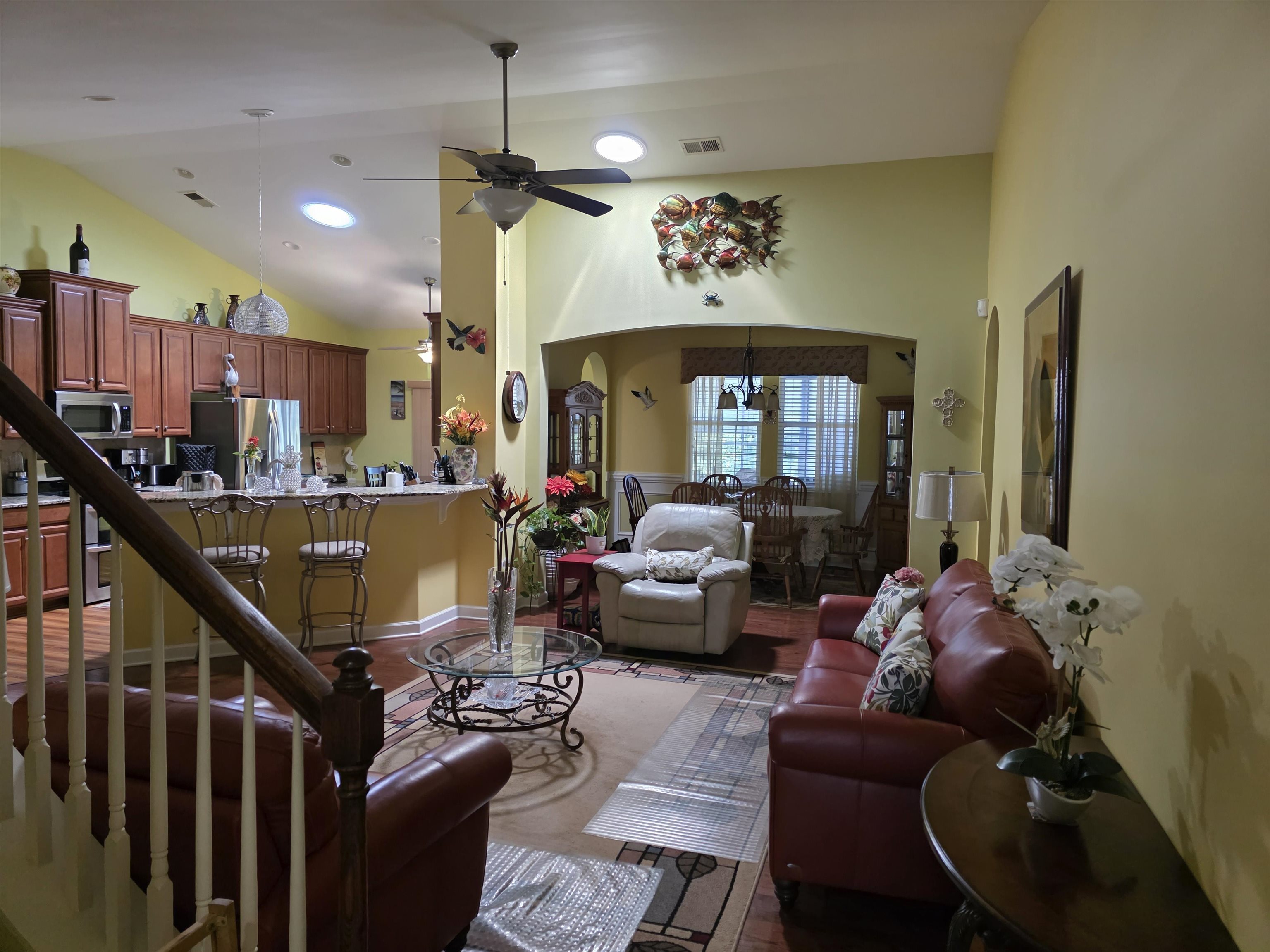 1575 Berkshire Ave. Property Photo 5