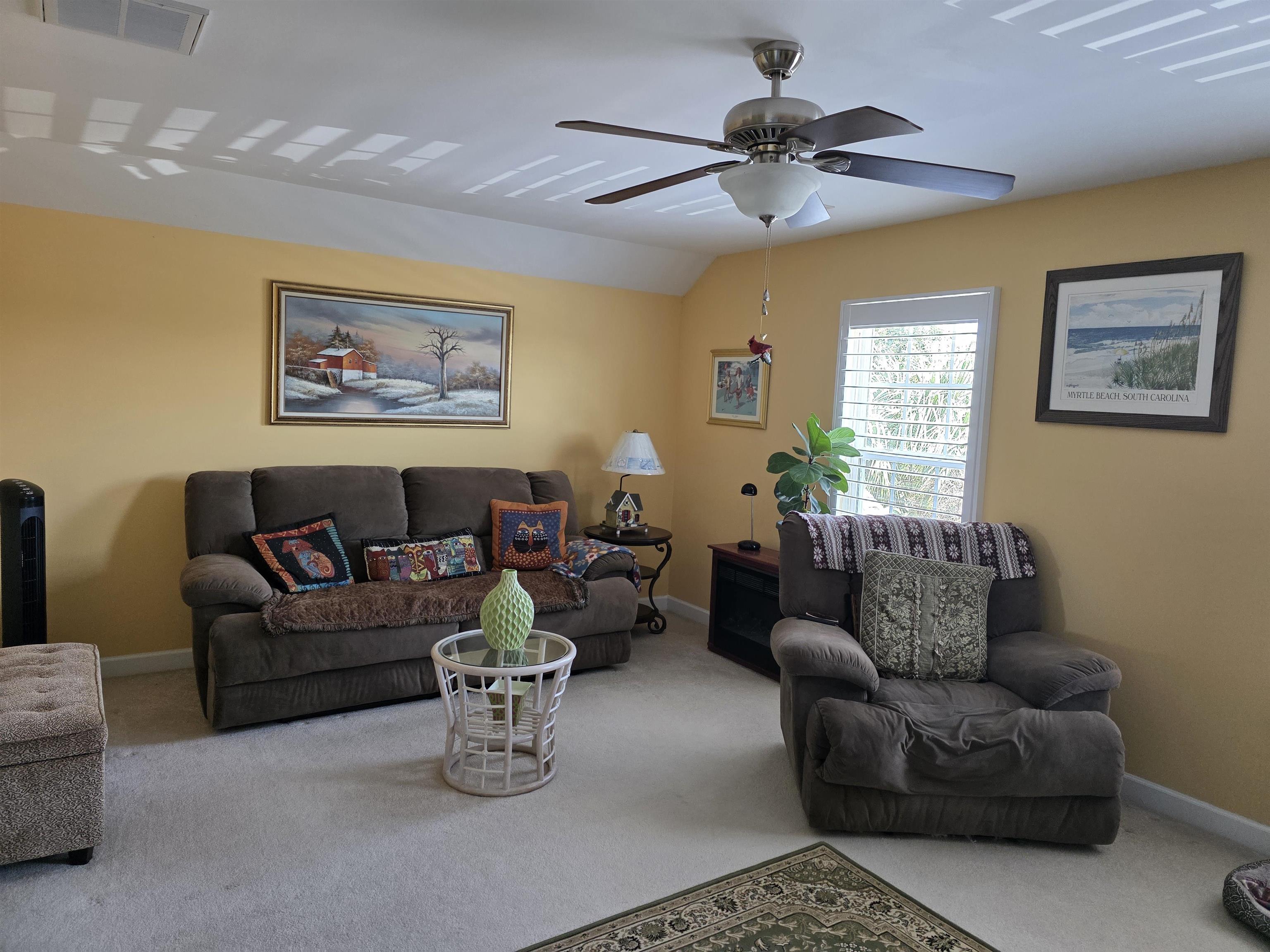 1575 Berkshire Ave. Property Photo 15