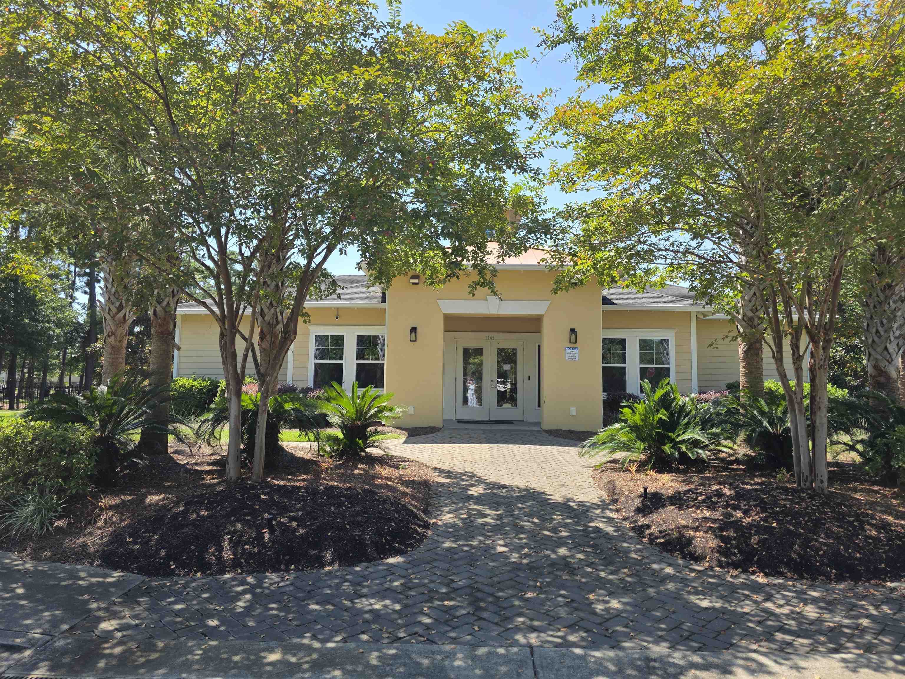 1575 Berkshire Ave. Property Photo 47