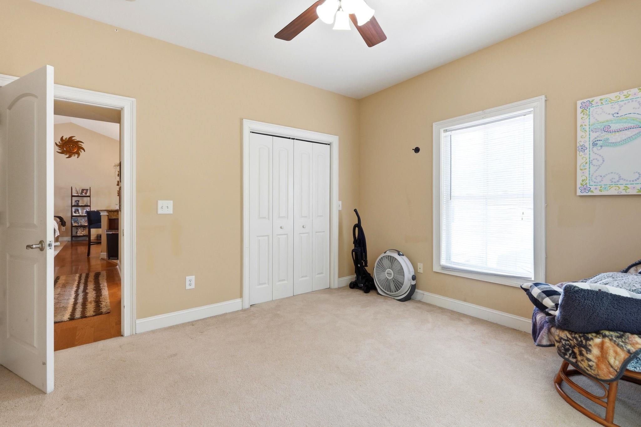 577 Sunnyside Ave. Property Photo 21