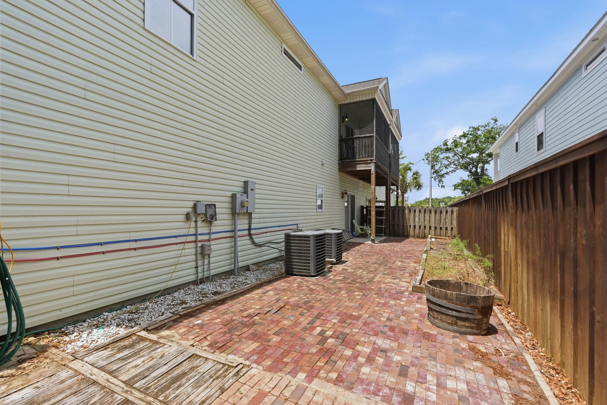577 Sunnyside Ave. Property Photo 29