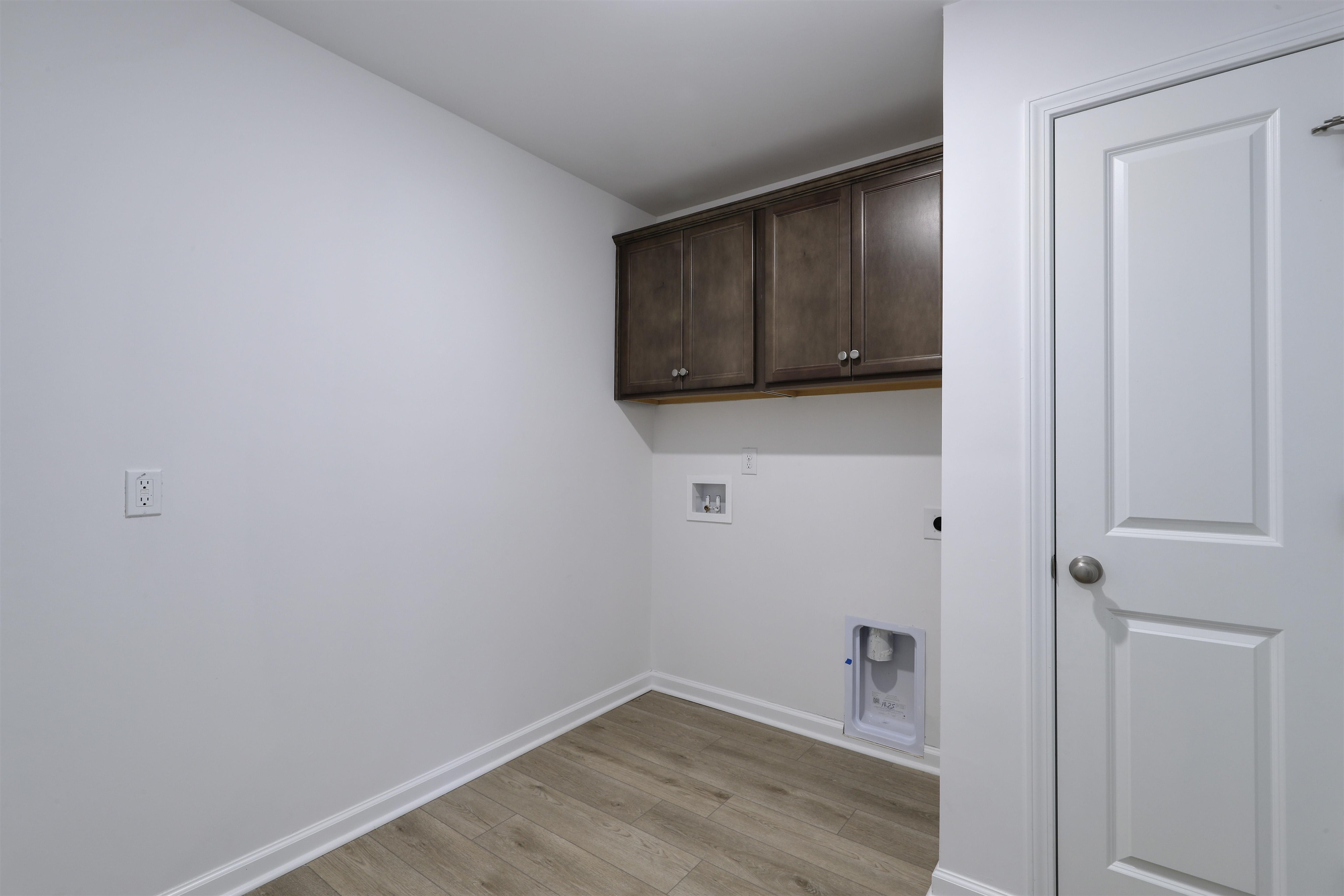805 Wild Indigo Dr Property Photo 14