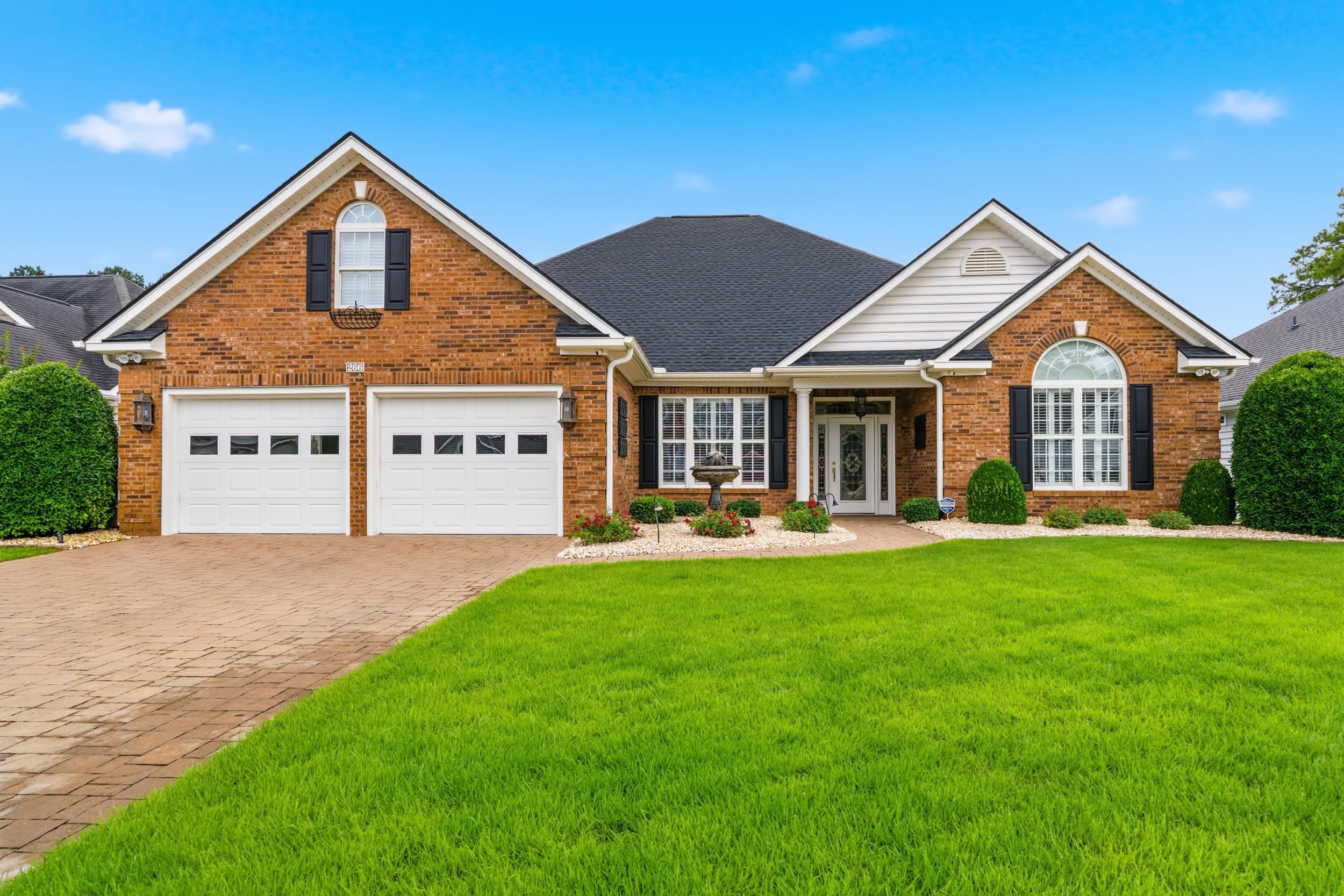 266 Wedgefield Dr.