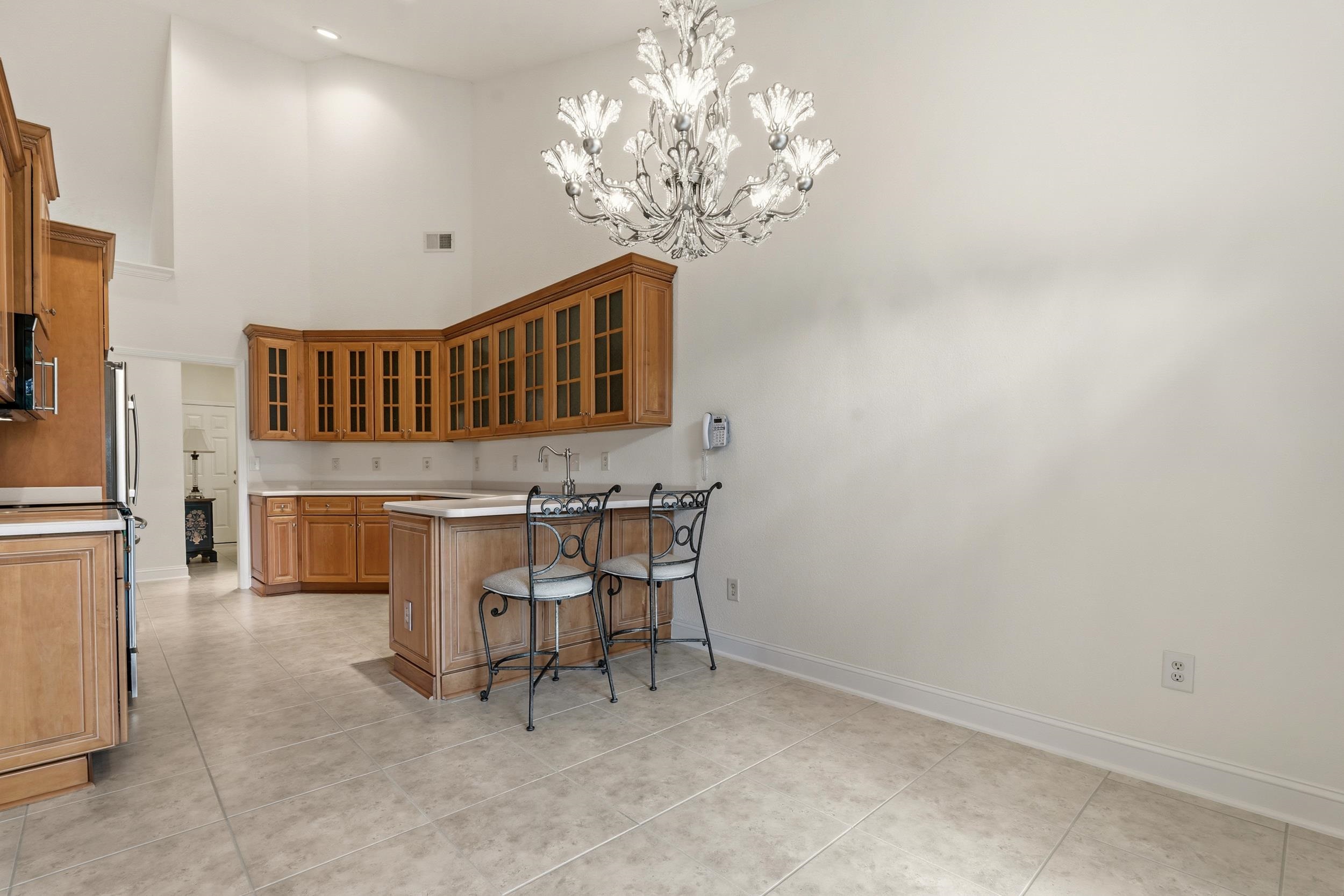 266 Wedgefield Dr. Property Photo 14