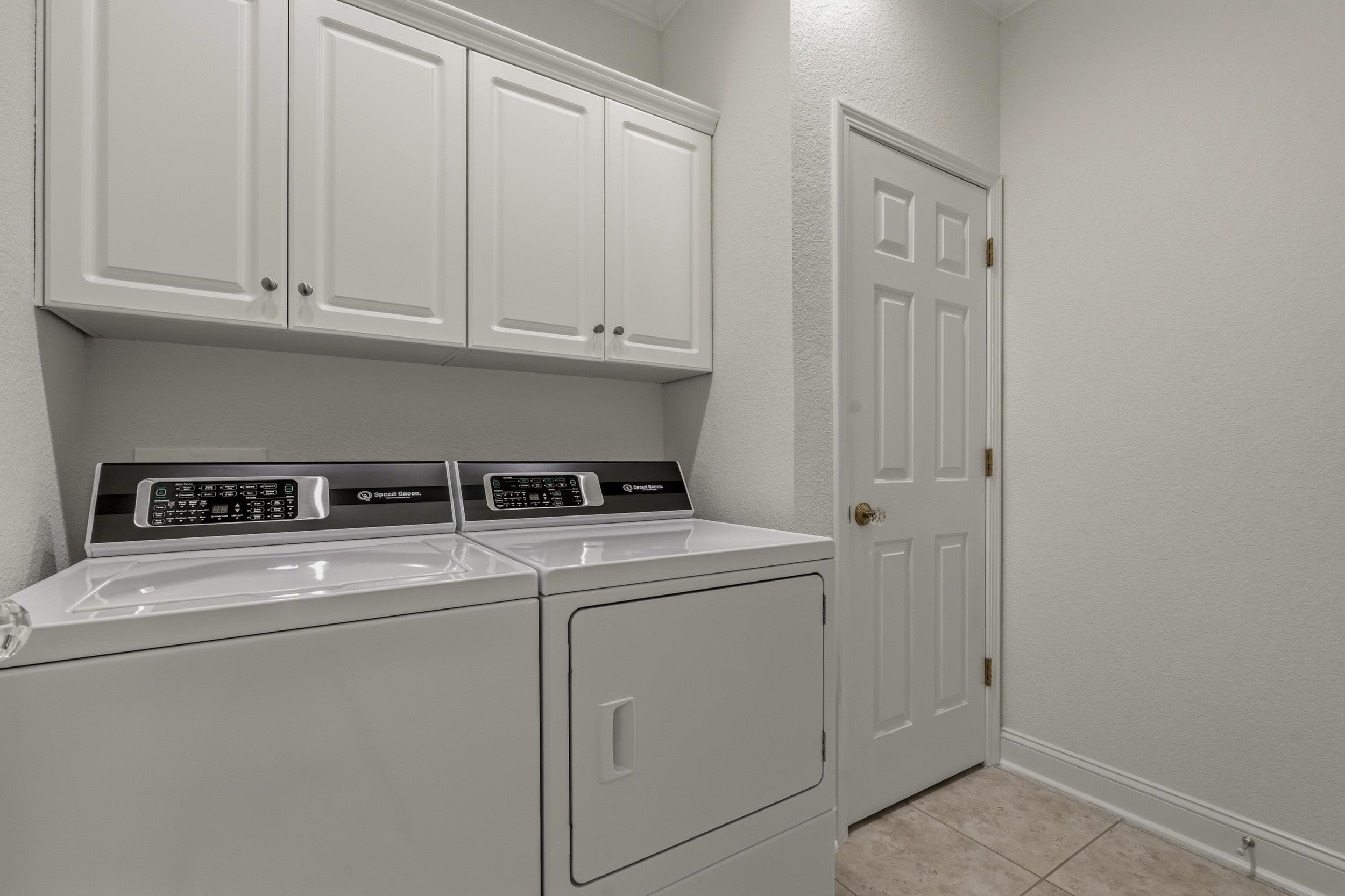 266 Wedgefield Dr. Property Photo 53