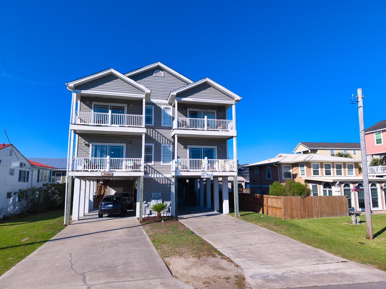 132-A Rainbow Dr. Property Photo 1