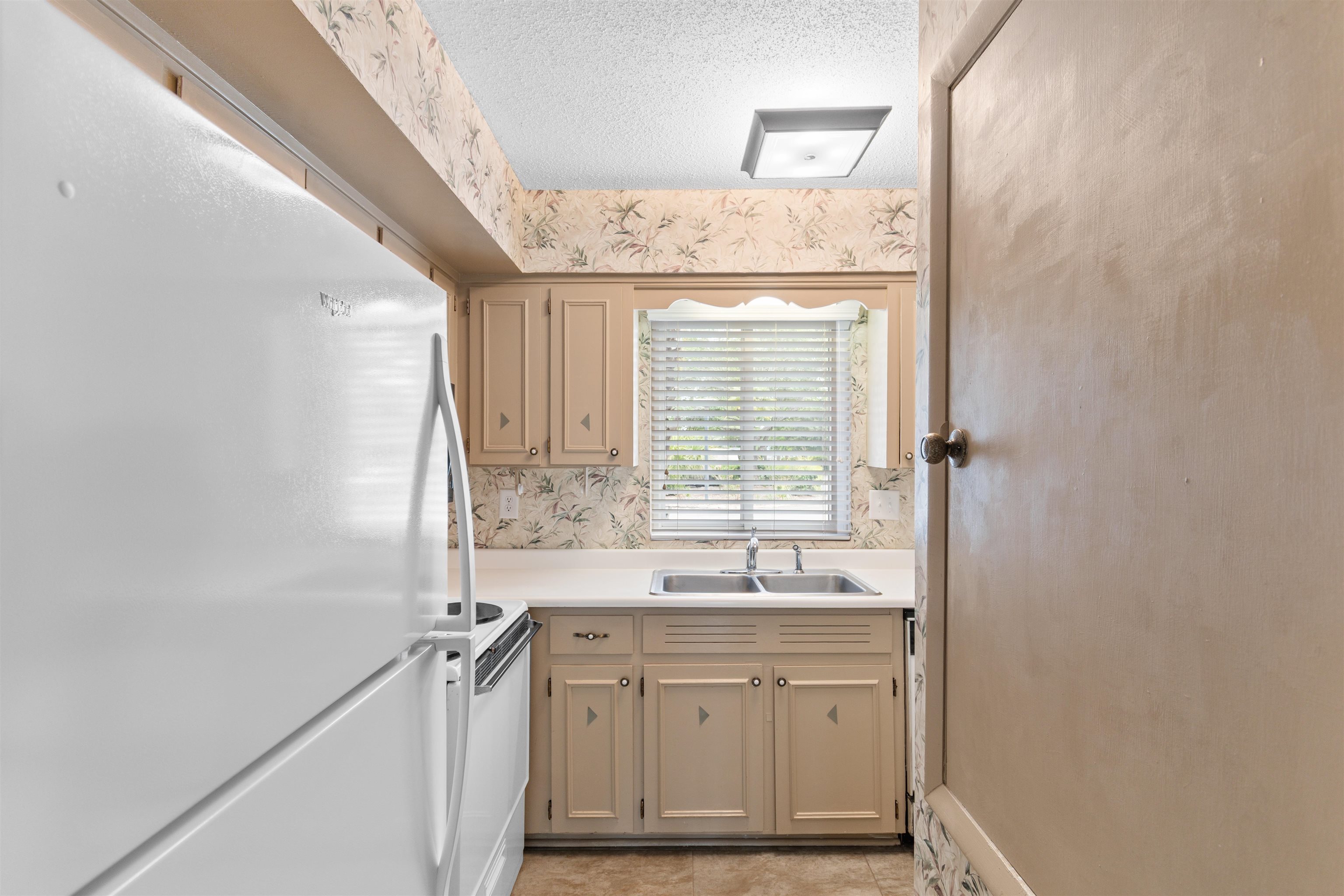 928 Villa Dr. Property Photo 19