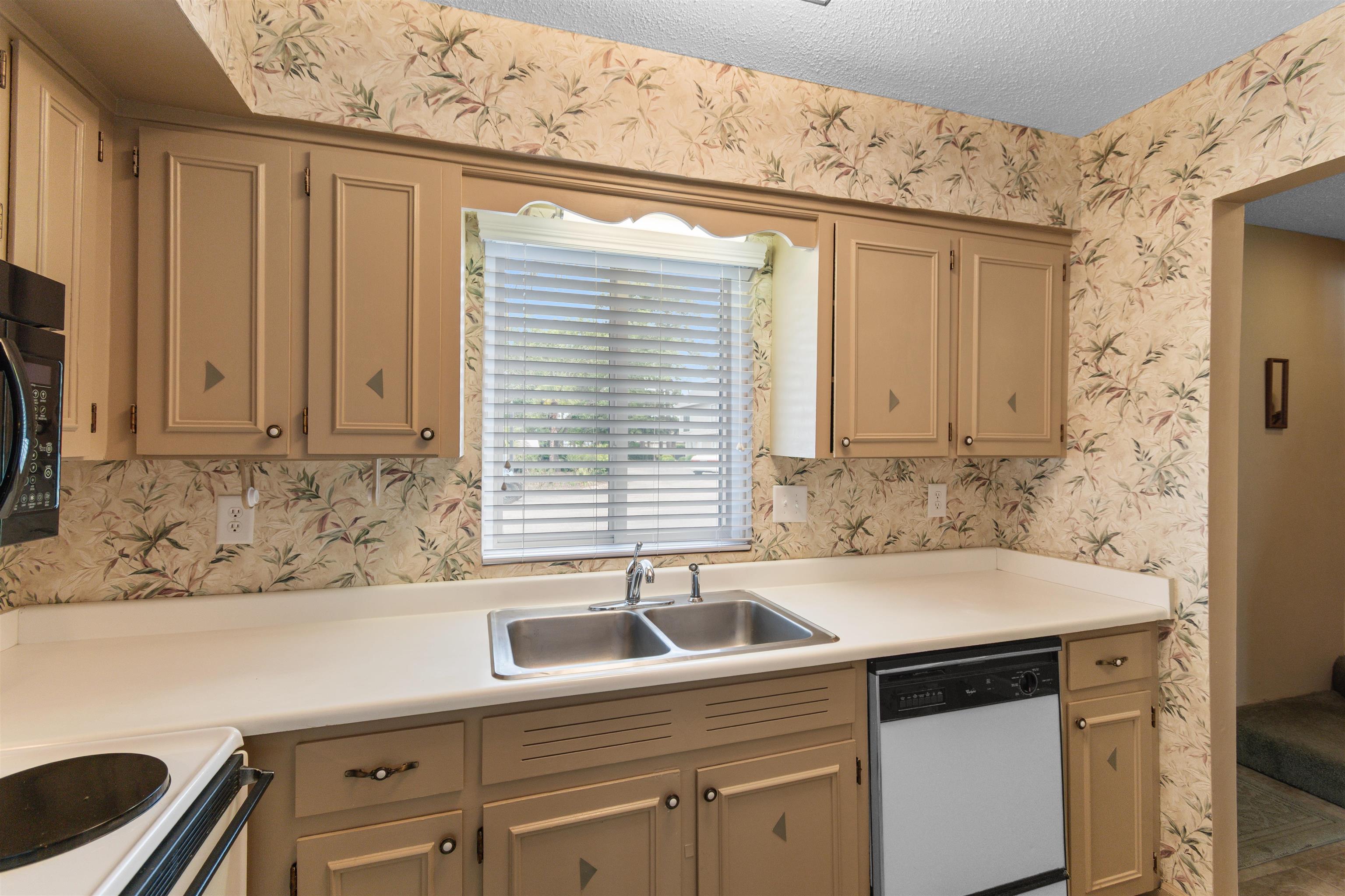 928 Villa Dr. Property Photo 20