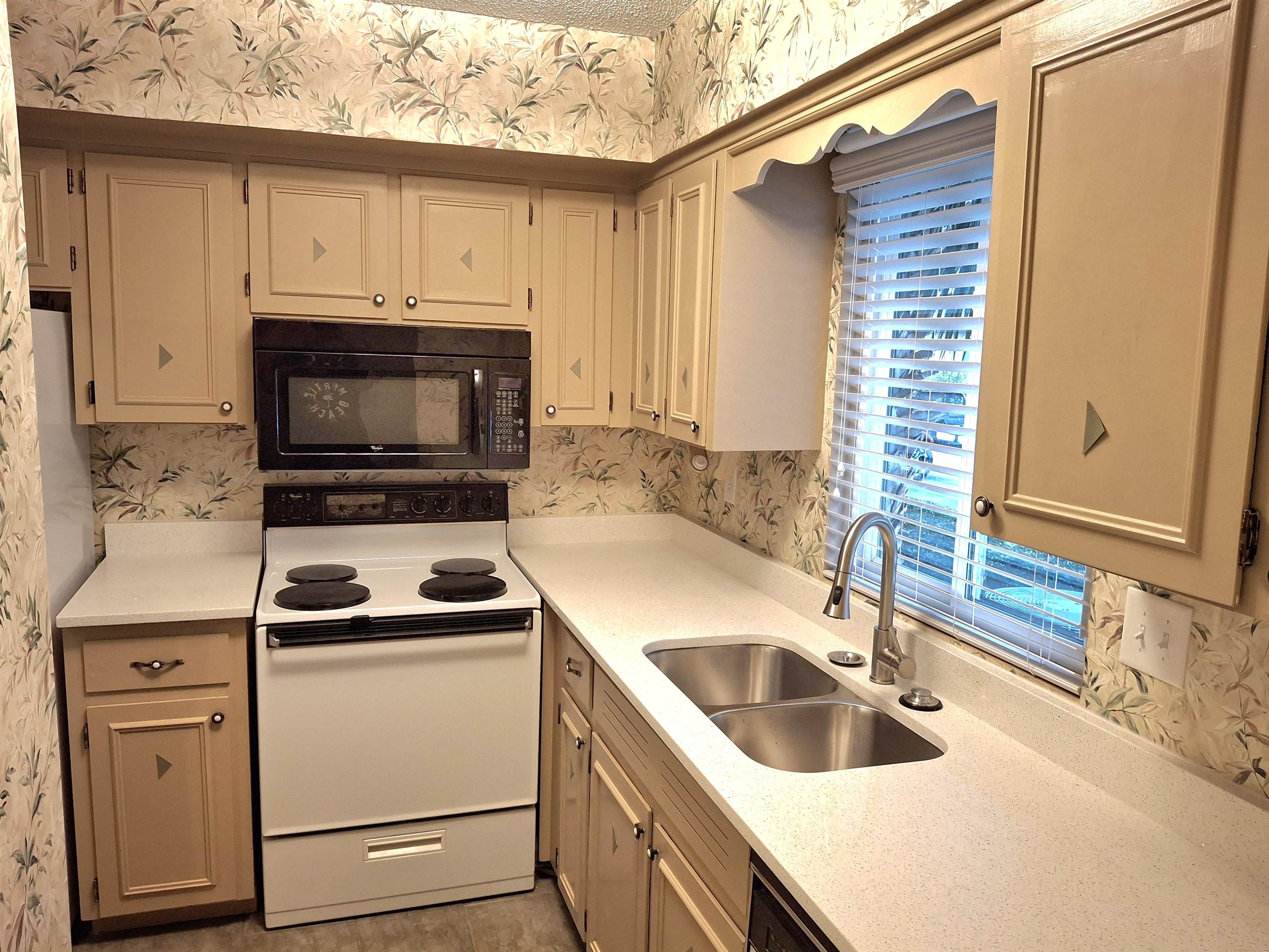 928 Villa Dr. Property Photo 23