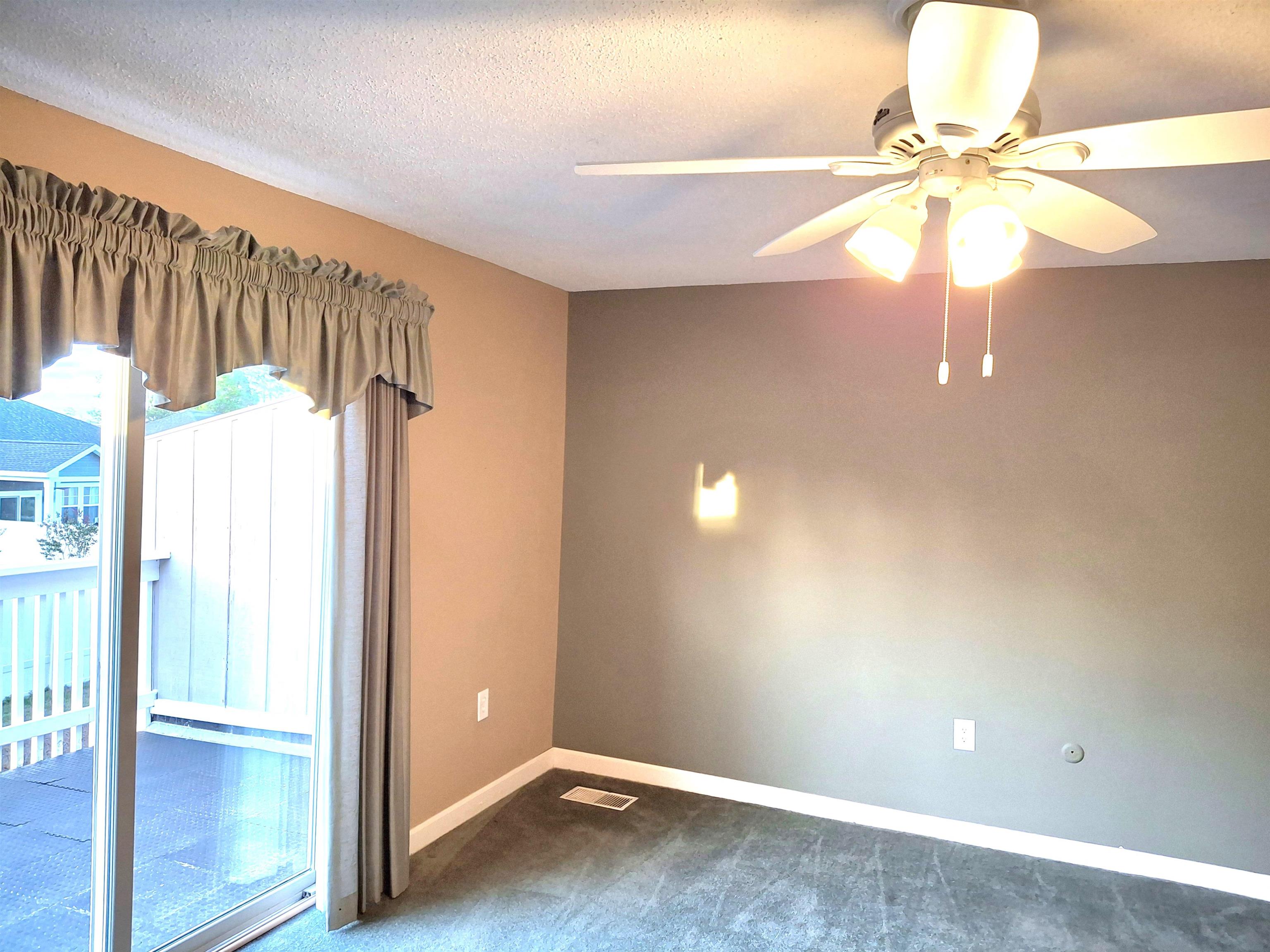 928 Villa Dr. Property Photo 37