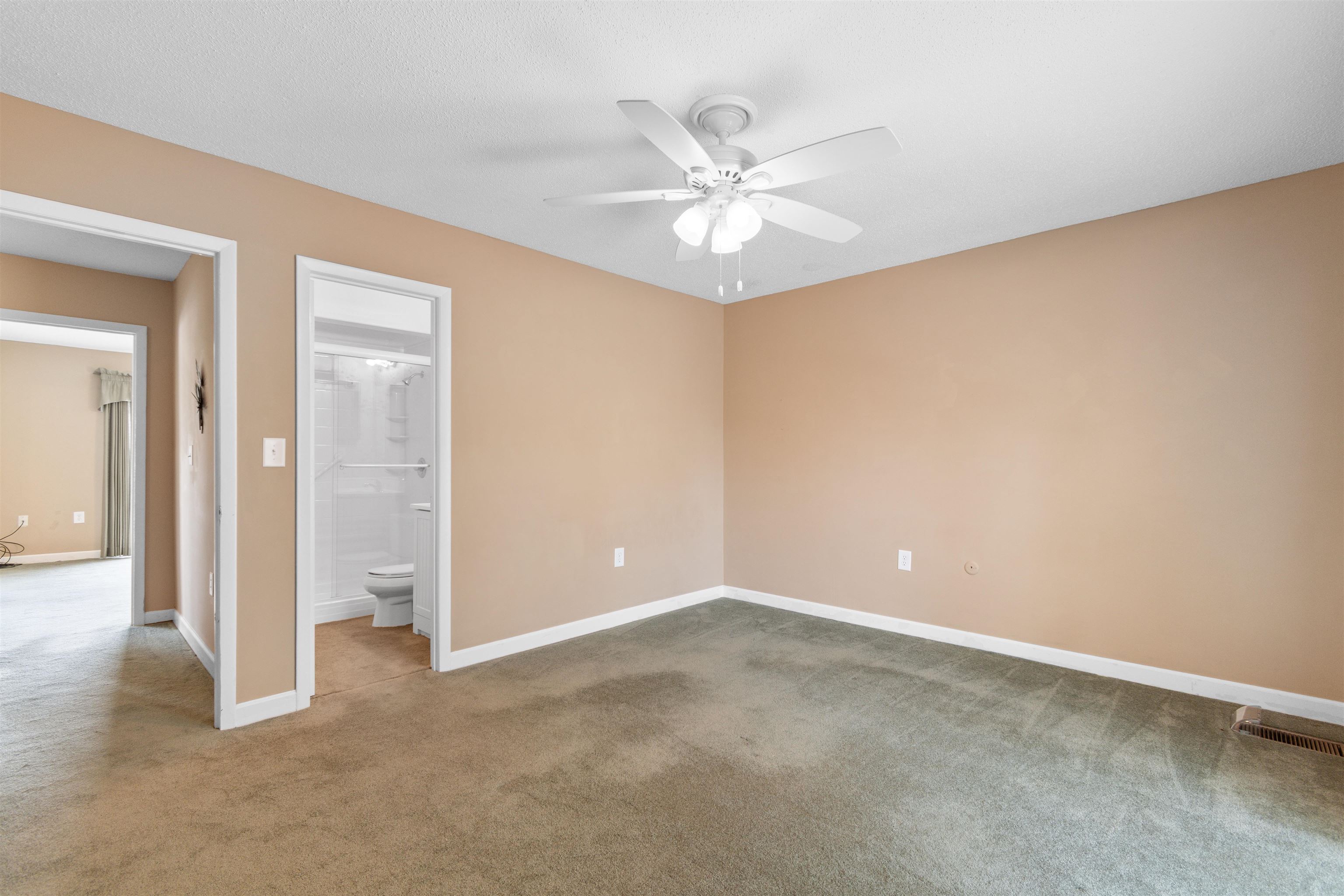 928 Villa Dr. Property Photo 53