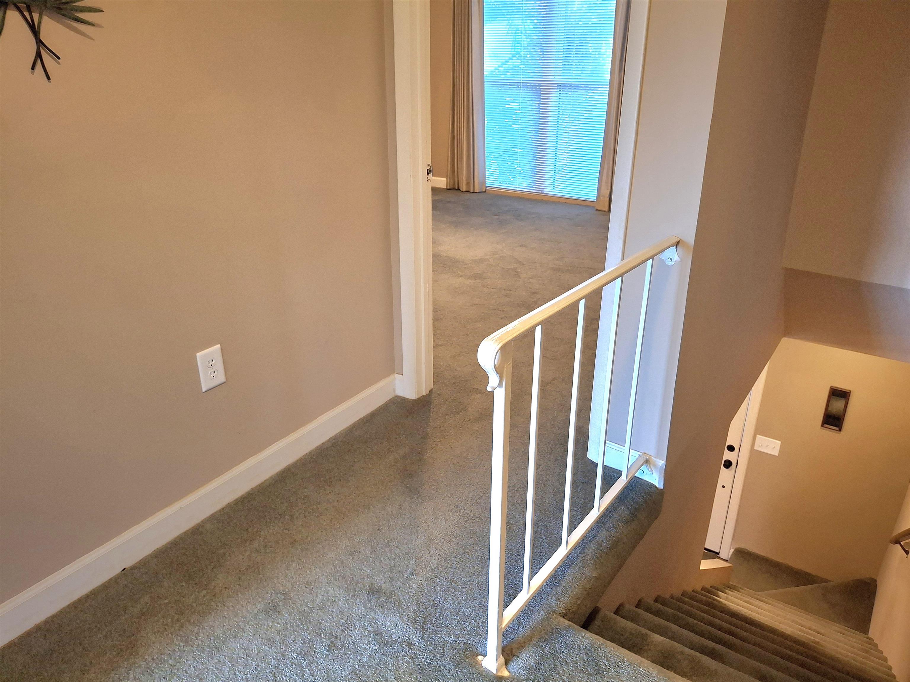 928 Villa Dr. Property Photo 54