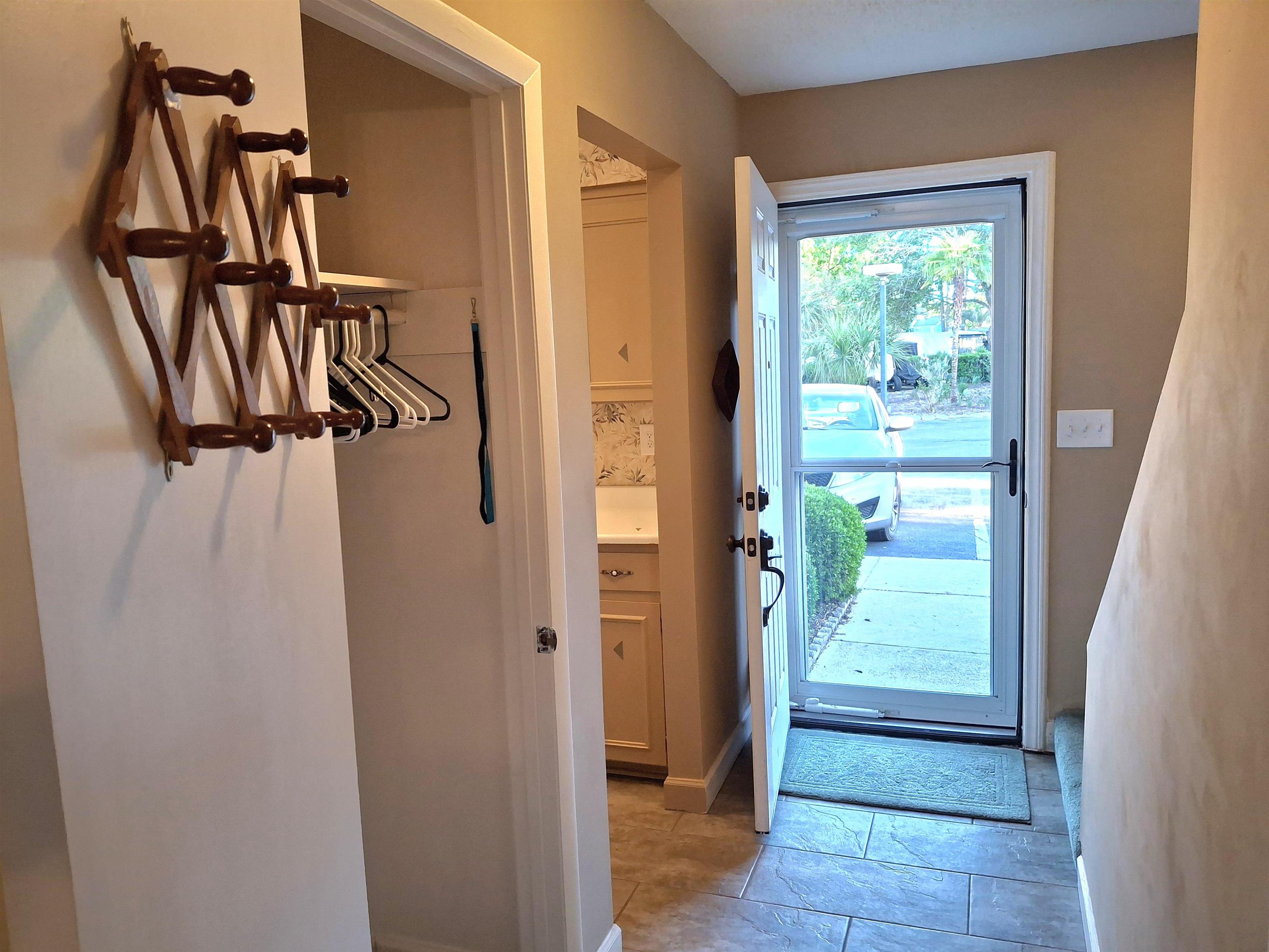 928 Villa Dr. Property Photo 55
