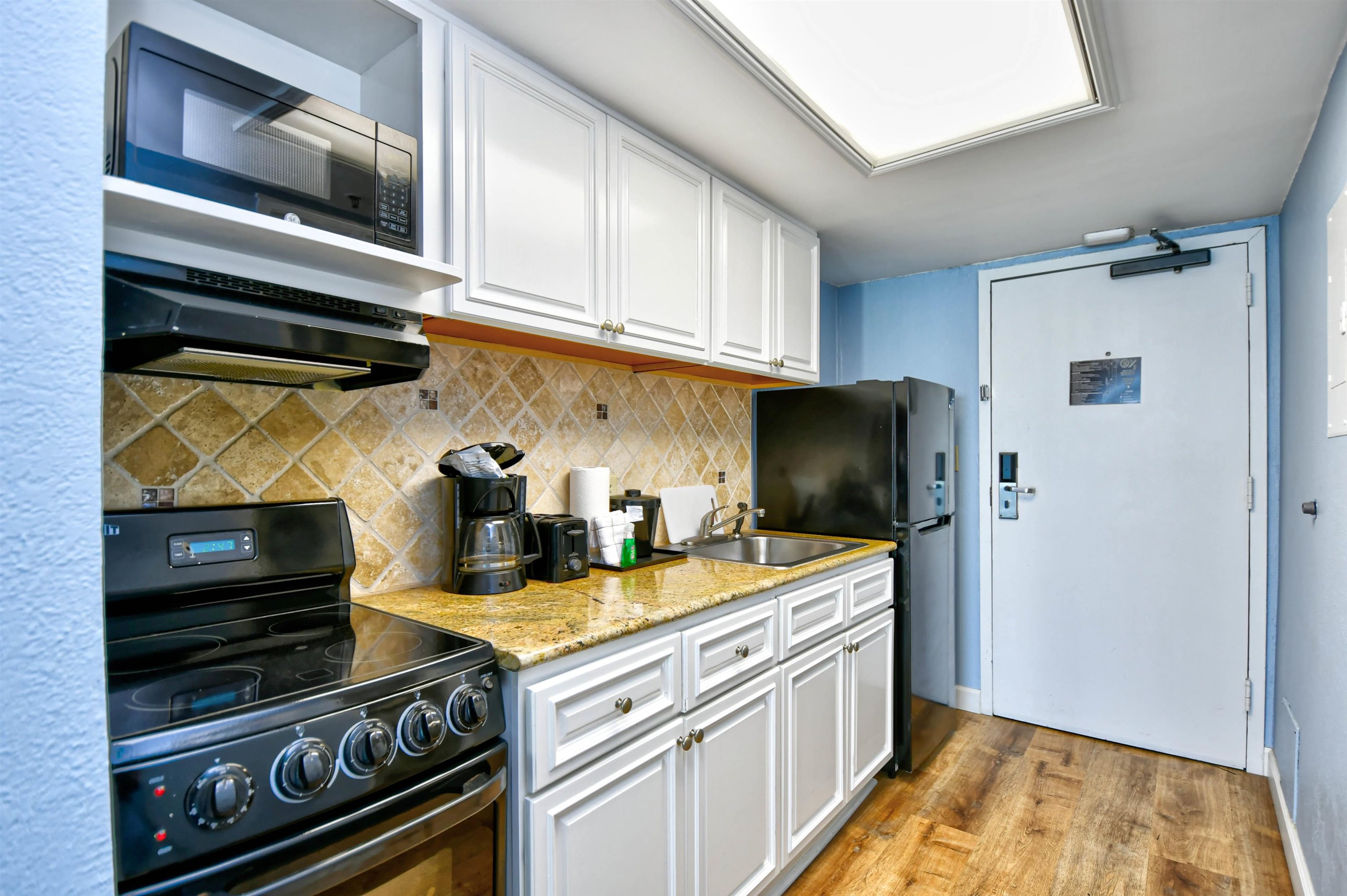 2401 S Ocean Blvd. Property Photo 12
